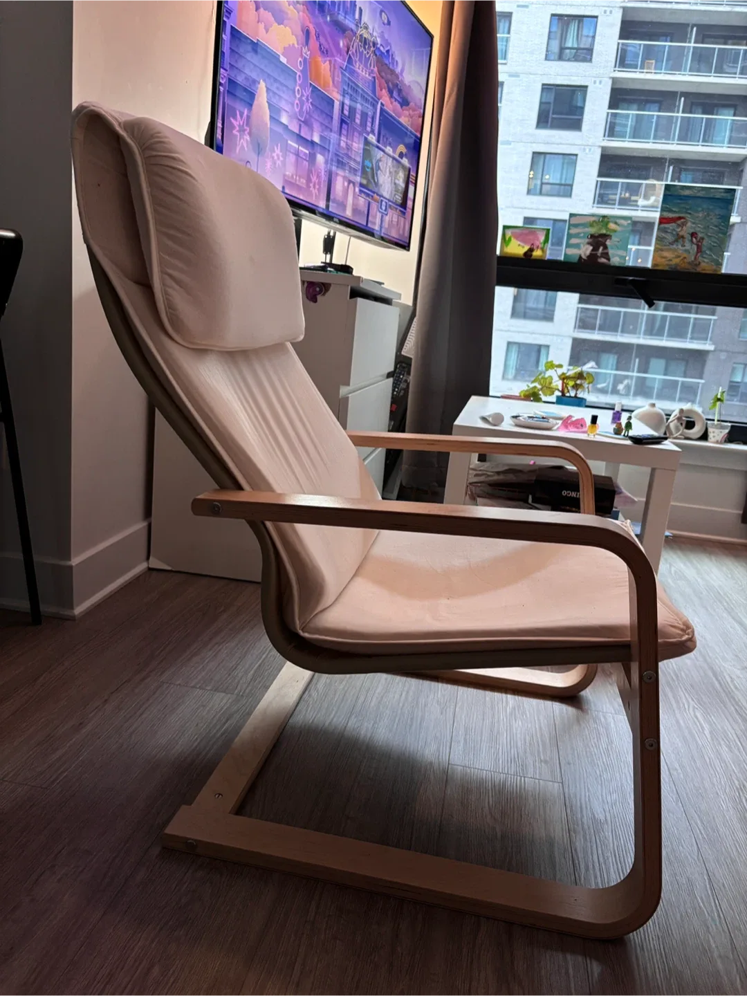 Moving out sell - IKEA Poang Chair - Cream Colour image indicator(2)