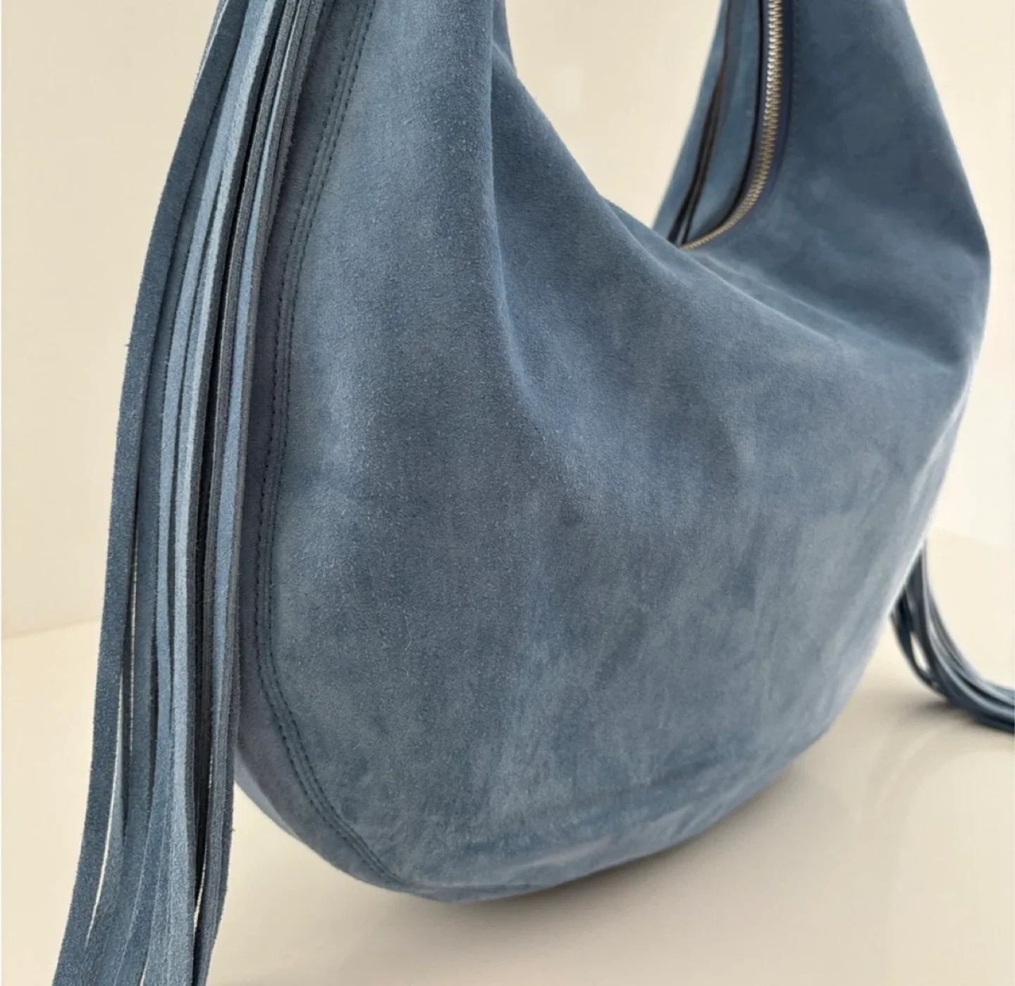 MICHAEL KORS “RHEA” DENIM Blue Suede Shoulder BAG image indicator(2)
