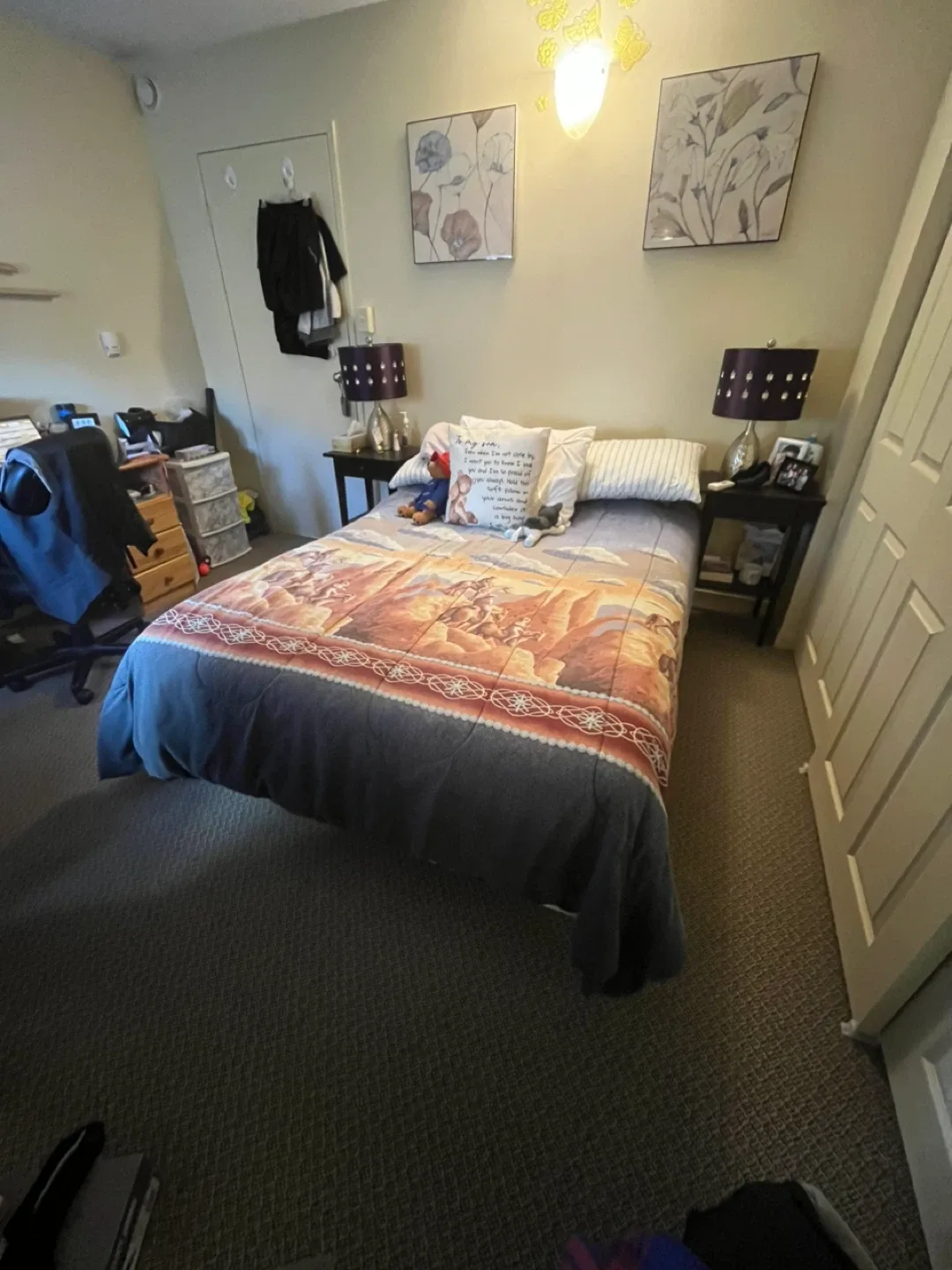 Double size bed with frame and boxspring