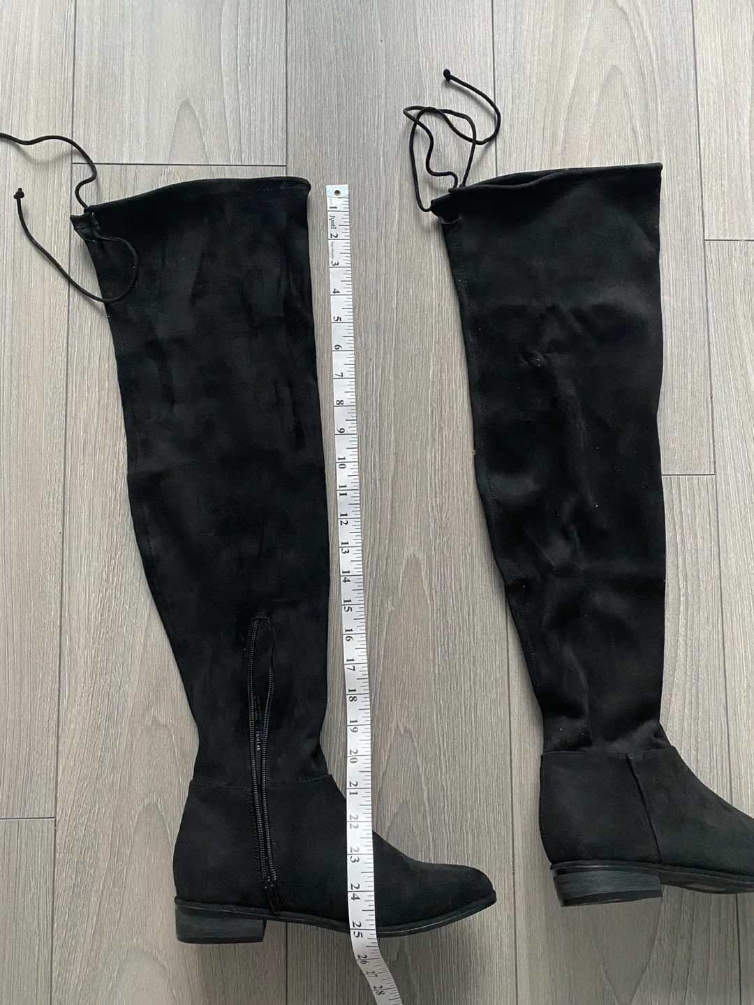 Brand NEW Over-the-Knee Suede Boots image indicator(4)
