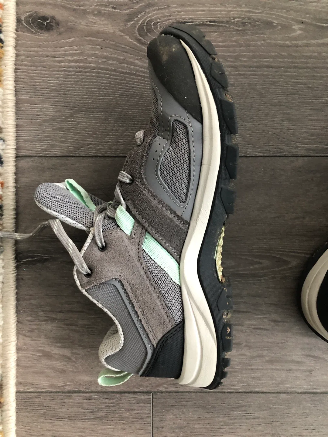 Hiking shoes women US 5.5 image indicator(3)