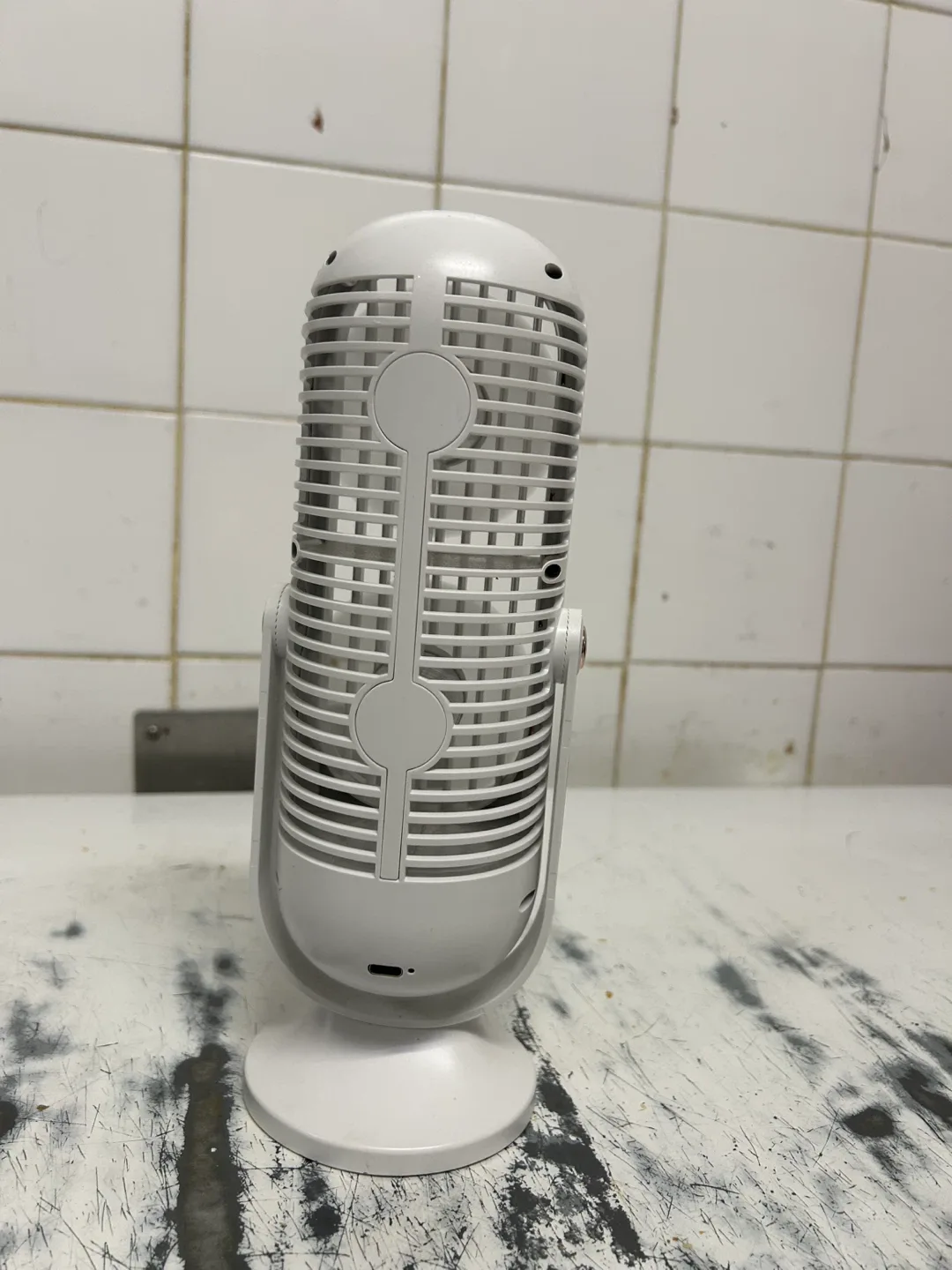 Personal Mini Fan - White image indicator(3)