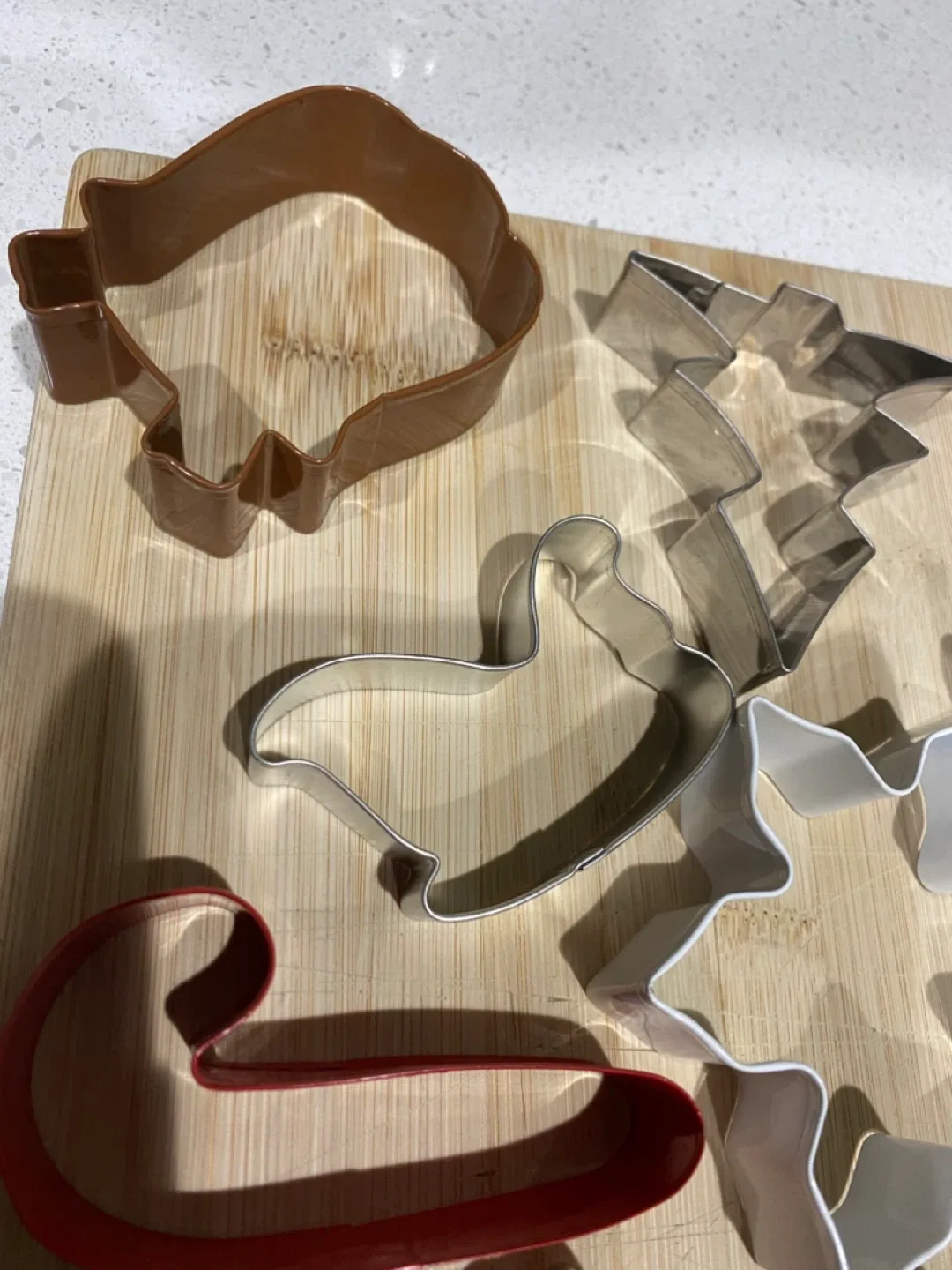 Cookie Cutter Set - 16 Assorted Shapes image indicator(2)