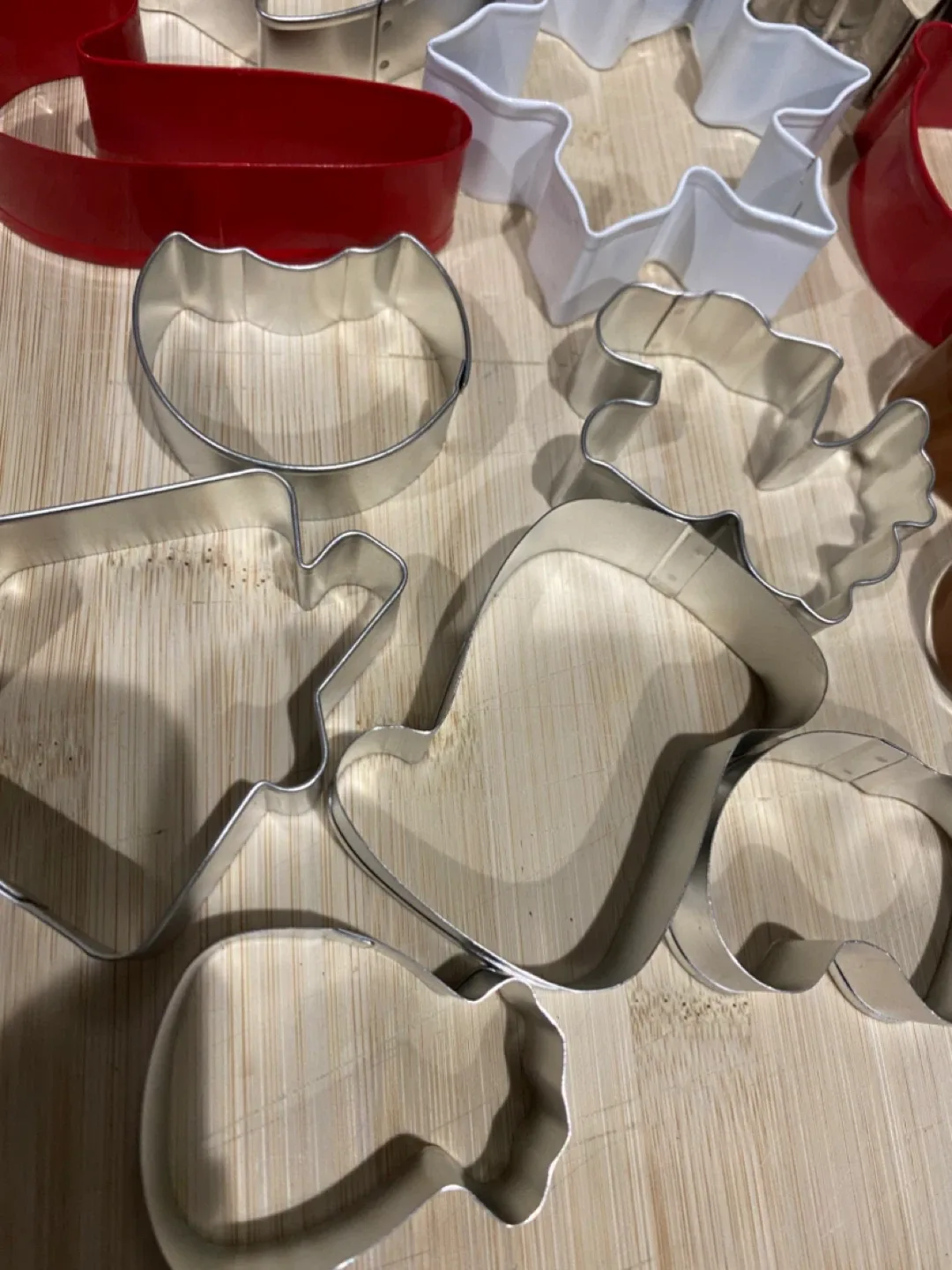 Cookie Cutter Set - 16 Assorted Shapes image indicator(5)