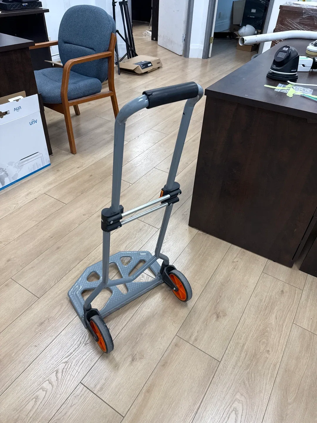 Folding Hand Truck Dolly Cart image indicator(2)