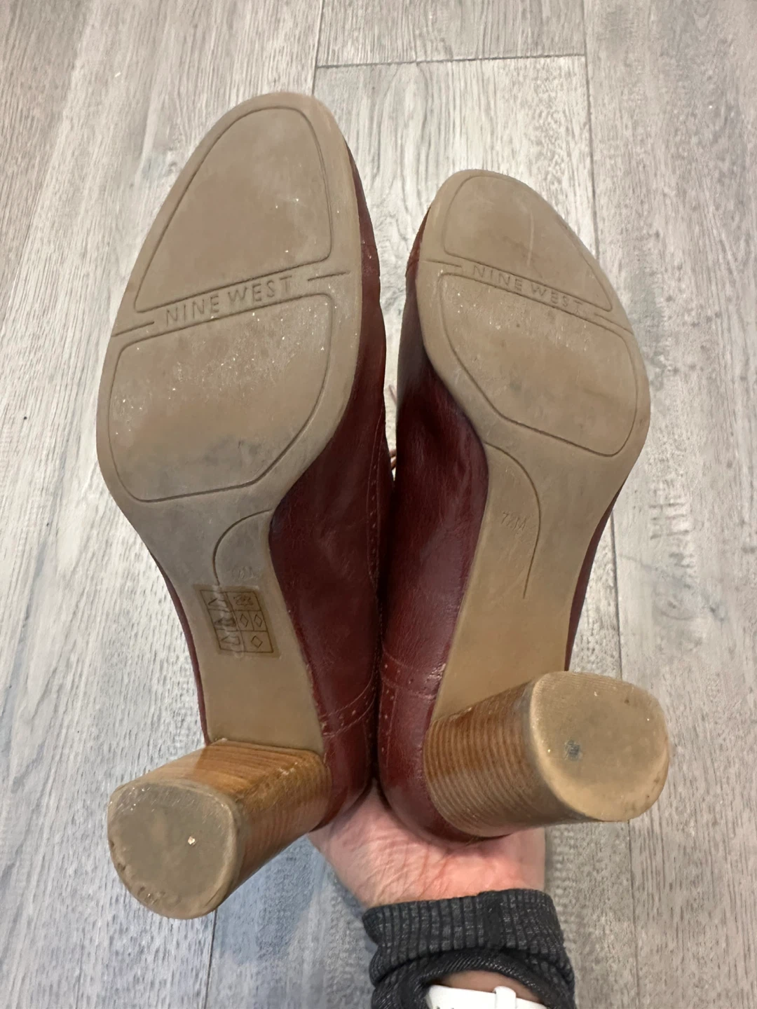 Nine West Burgundy Leather Heeled Oxfords, Size 7.5M - photo 3