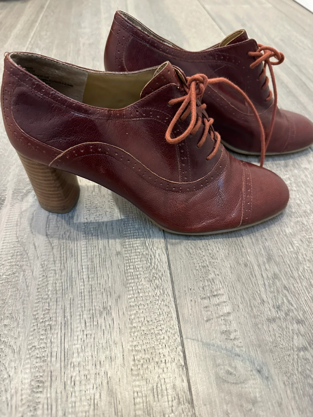 Nine West Burgundy Leather Heeled Oxfords, Size 7.5M - photo 4