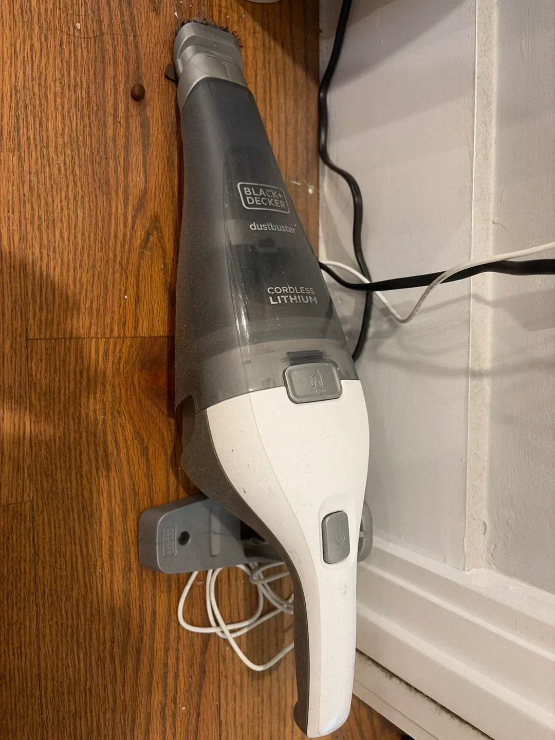 Black+Decker Dustbuster Cordless Lithium Vacuum