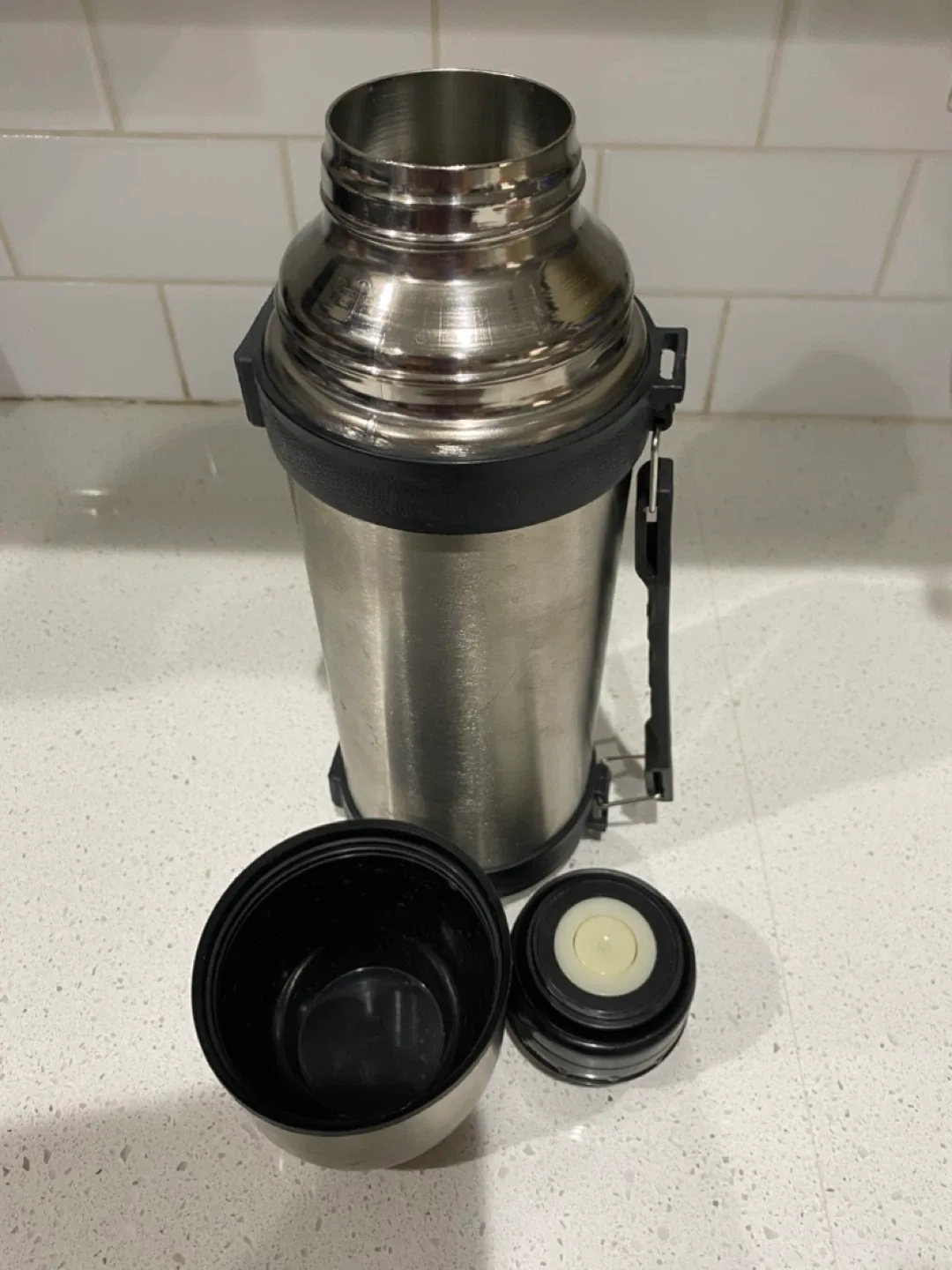 Stainless Steel Vacuum Insulated Beverage Dispenser image indicator(3)