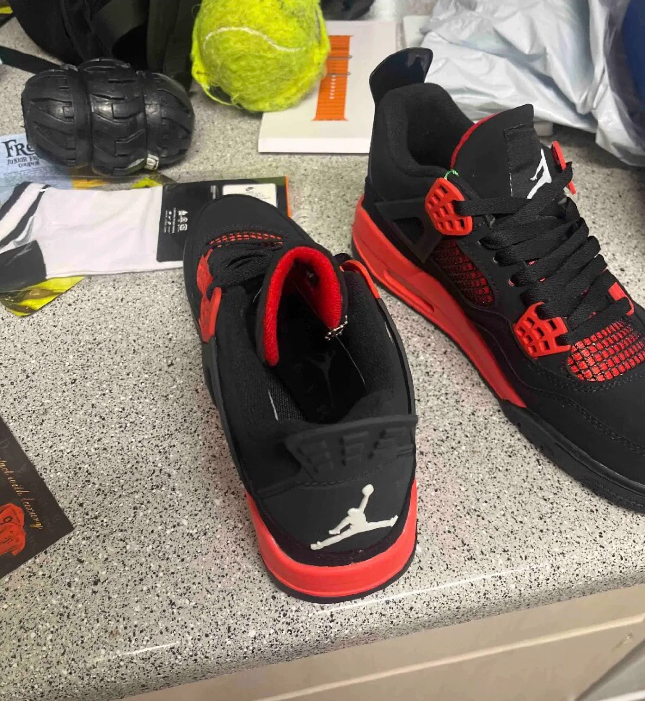 Red Thunders image indicator(5)