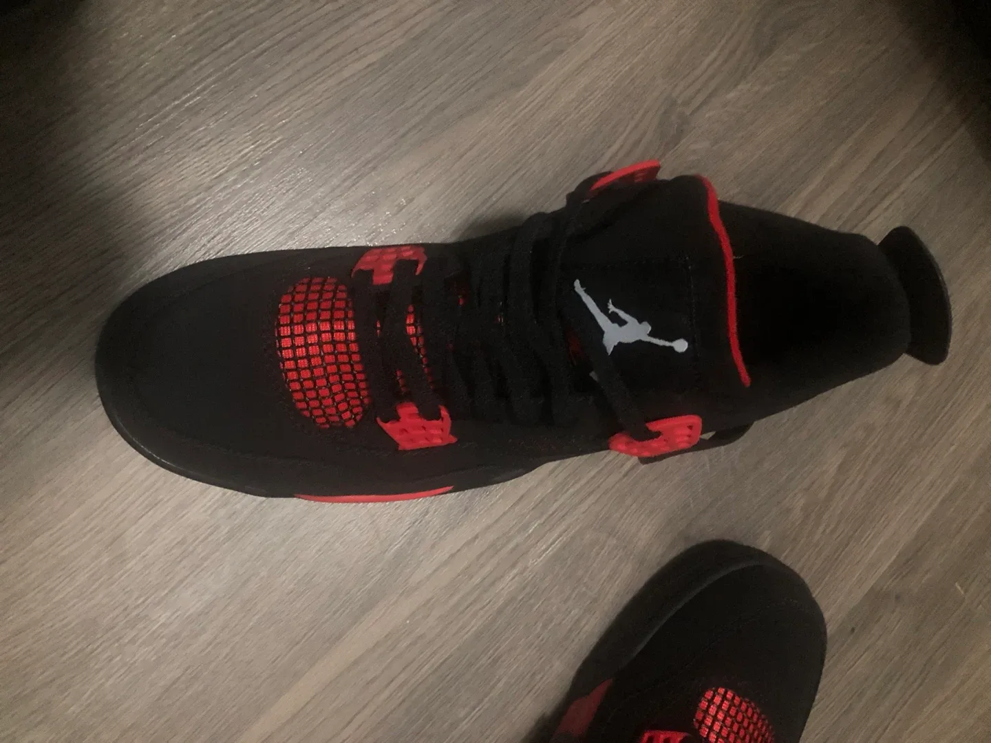 Red Thunders image indicator(10)