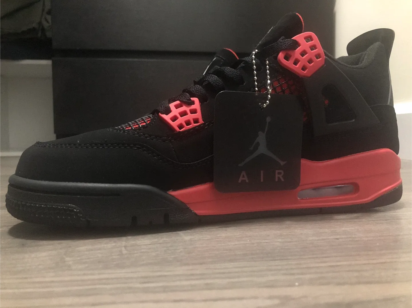 Red Thunders image indicator(8)