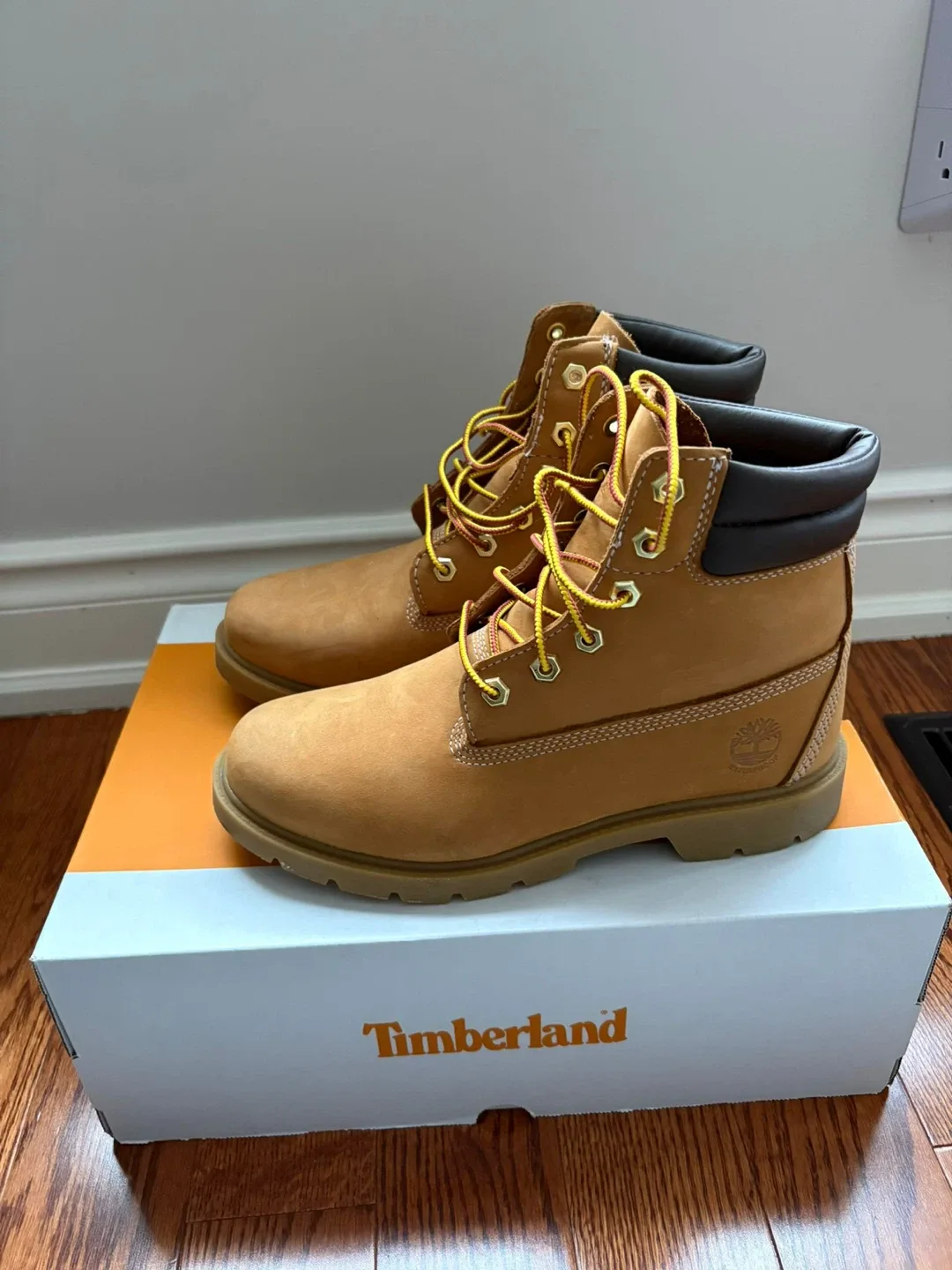 Timberland Classic Leather Boots women thumbnail