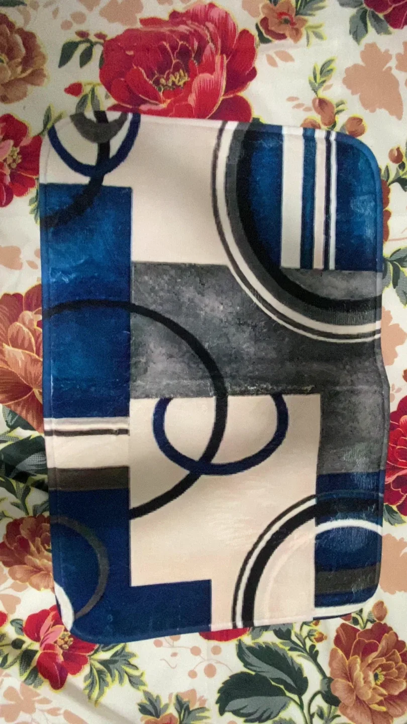 Blue & Grey Patterned Bath Mat image indicator(3)