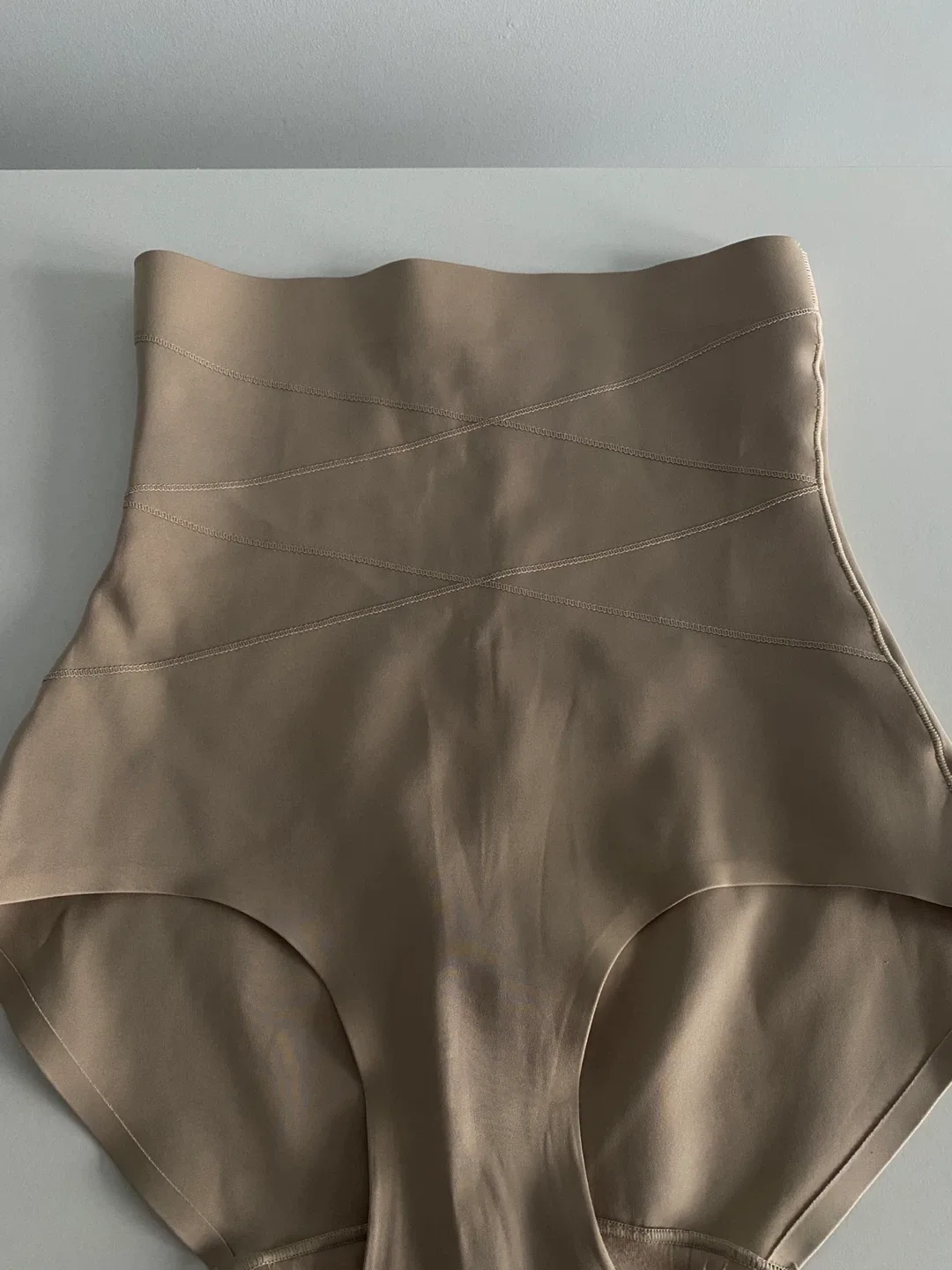 Set of 2 Different Shapewears image indicator(2)