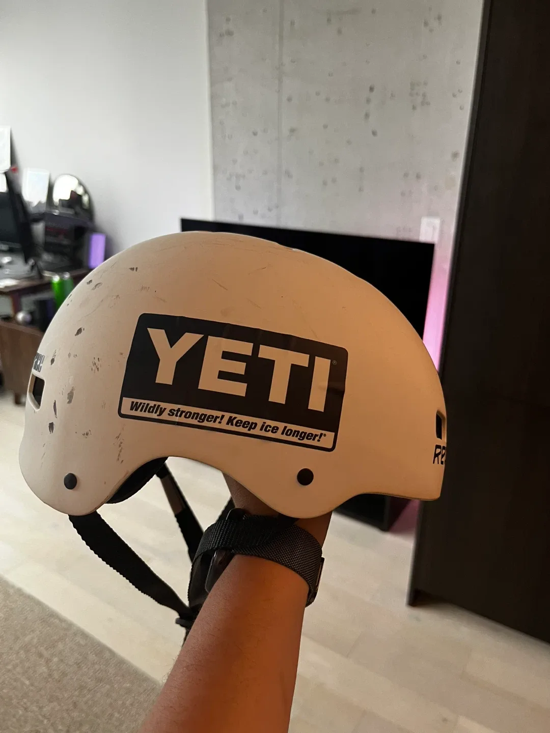 Red Trace Helmet with Yeti Sticker image indicator(2)