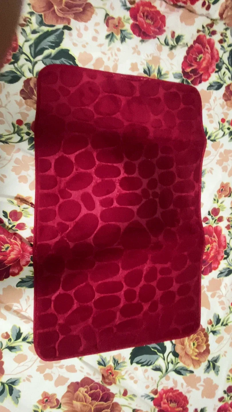 Red Bath Mat image indicator(2)