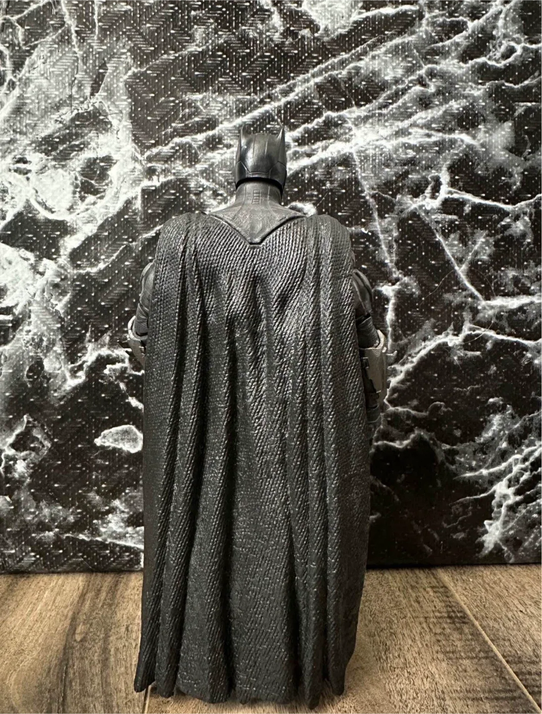 DC Multiverse Batman Action Figure image indicator(4)