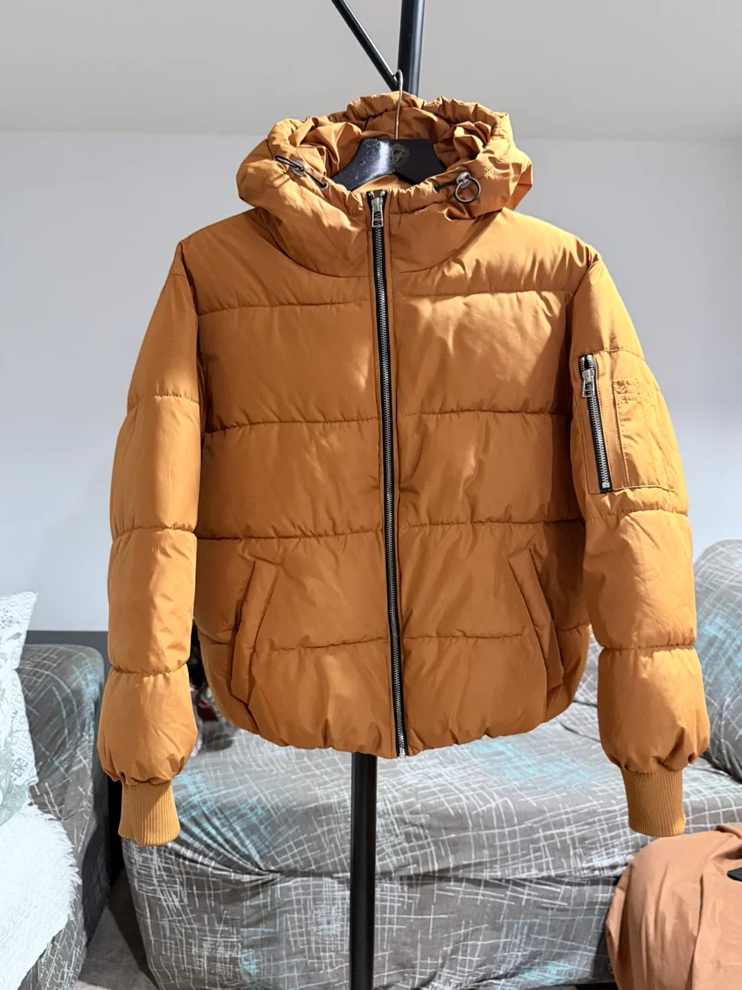 Forever 21 Puffer Jacket - Size S/M image indicator(2)