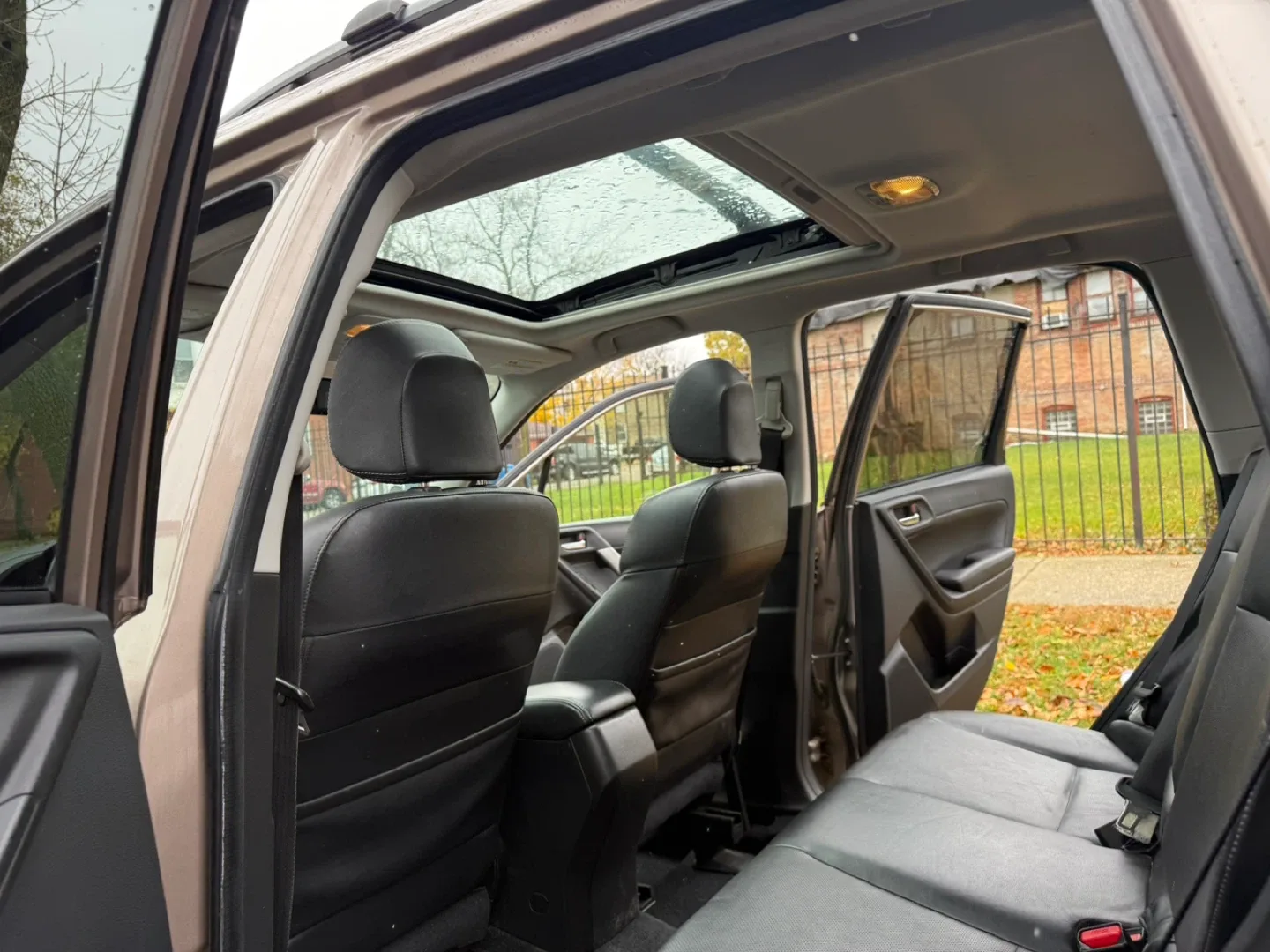 Subaru Forester - Brown 2014 image indicator(9)