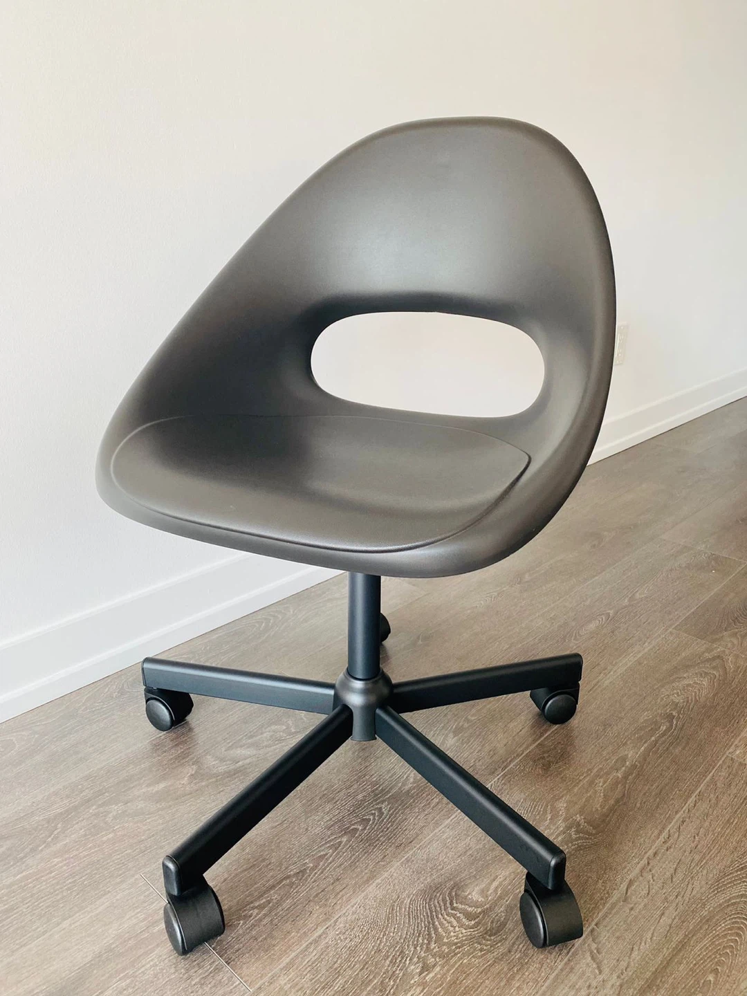 IKEA Swivel Chair - photo 4