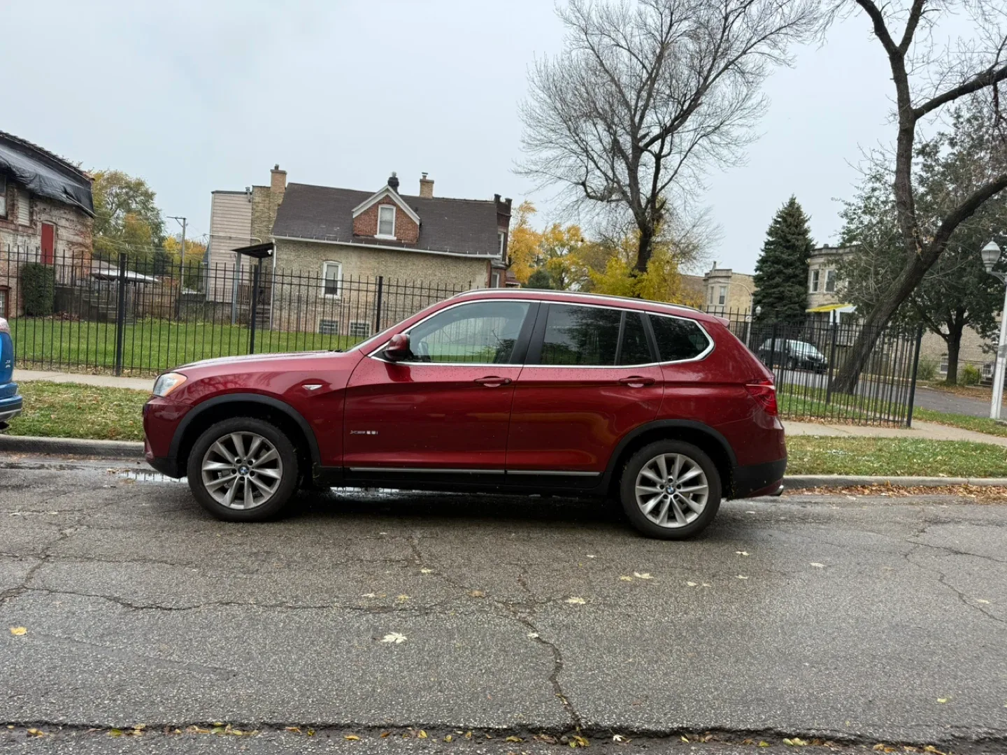 2013 BMW X3 Xdrive 28i image indicator(2)