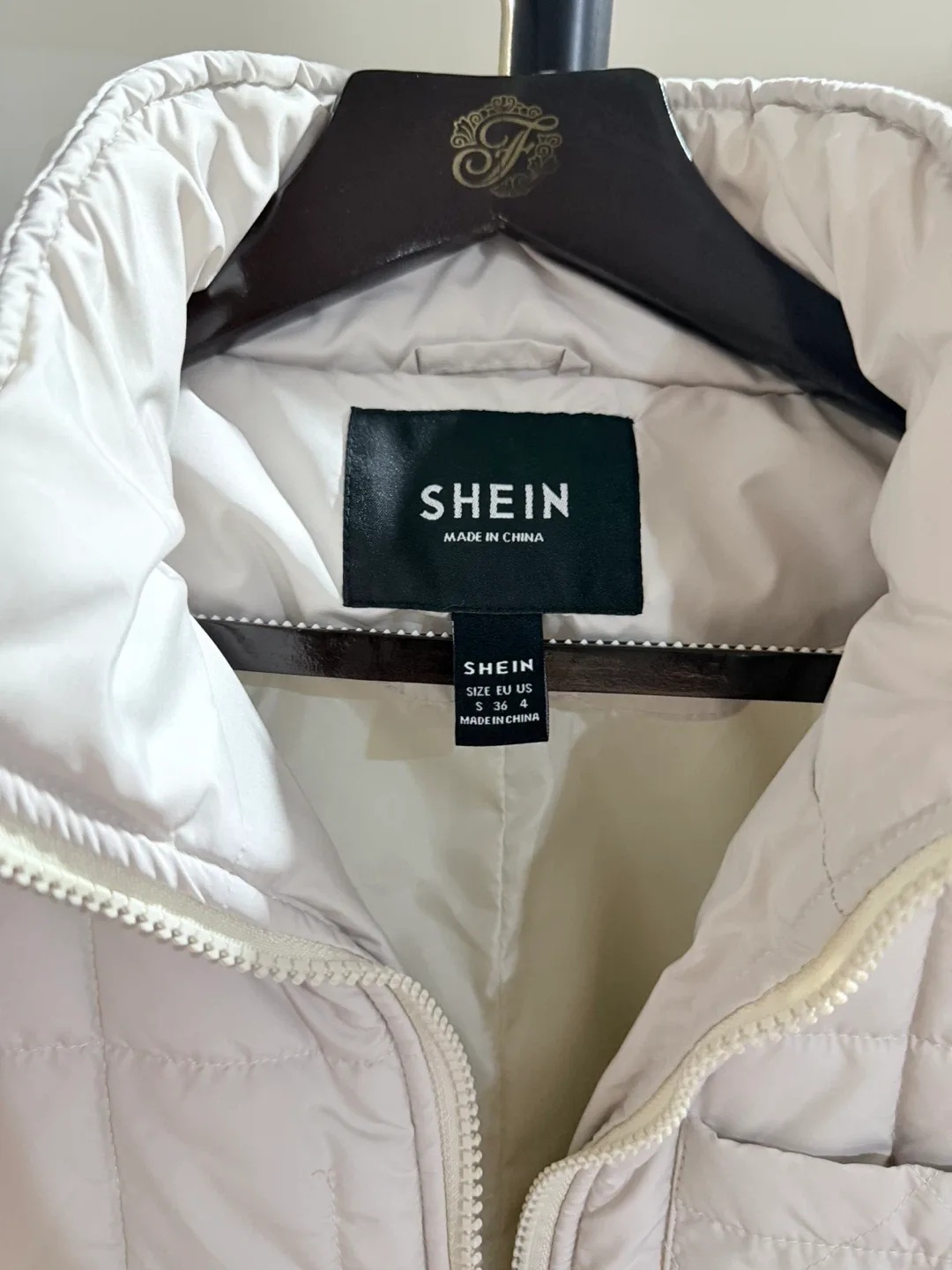 SHEIN Quilted Jacket - Size S image indicator(4)