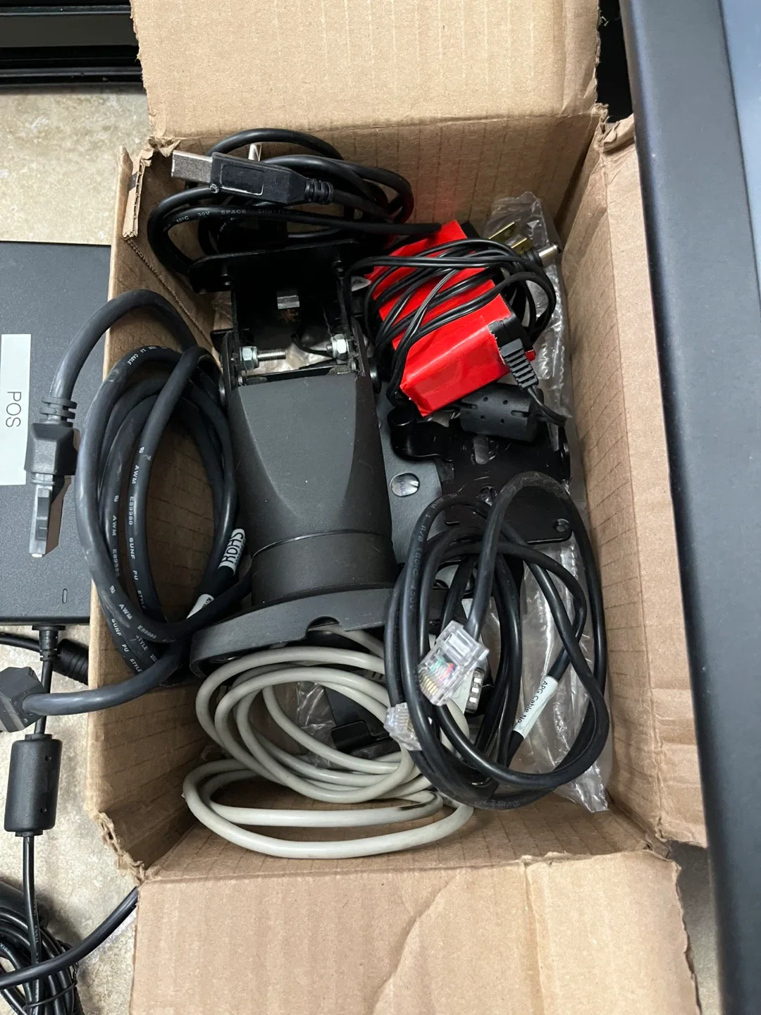 Elo Touchscreen POS System Bundle image indicator(8)