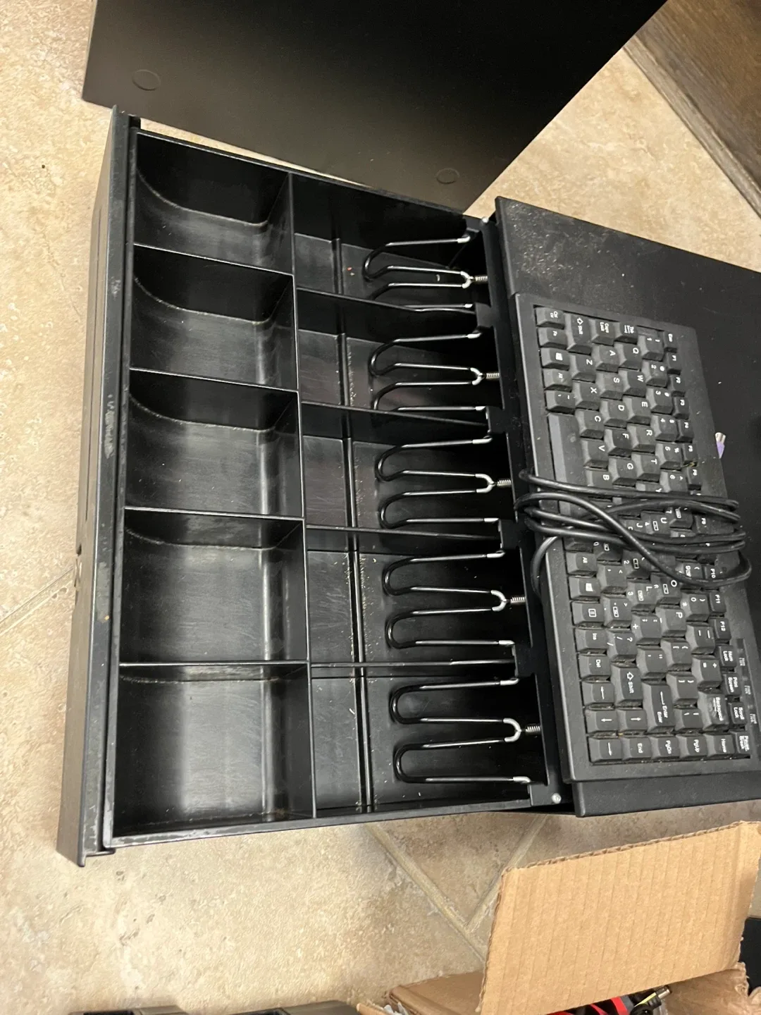 Elo Touchscreen POS System Bundle image indicator(9)