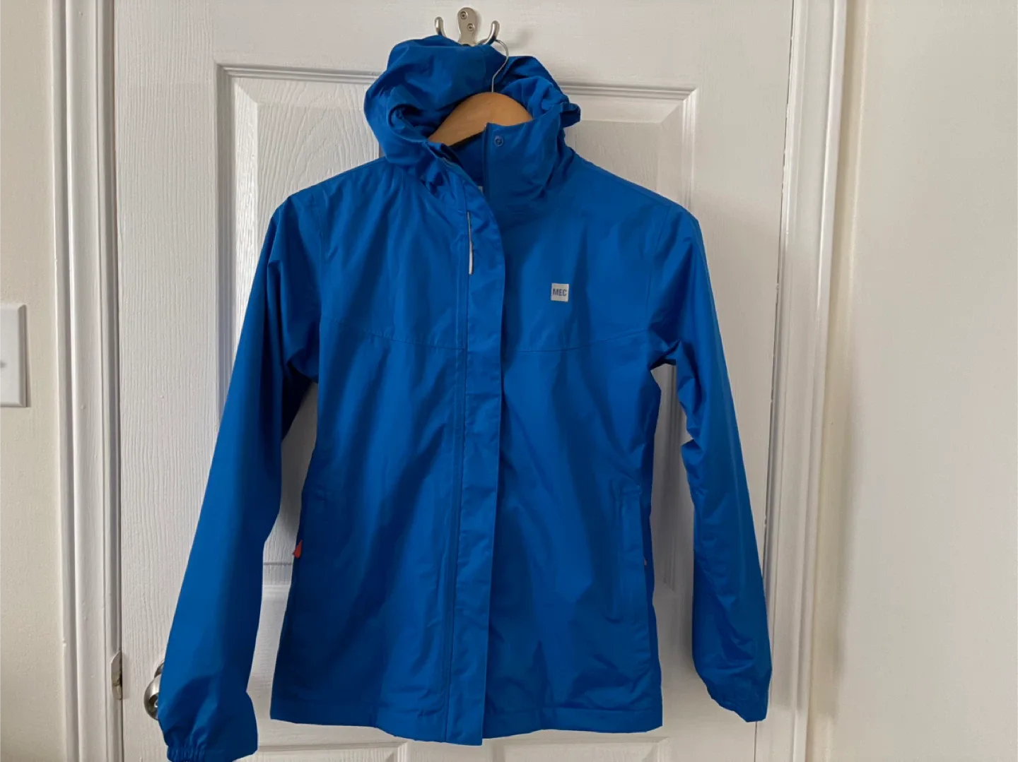 MEC Fleece lined jacket - Youth Size 14 or Women XS image indicator(3)