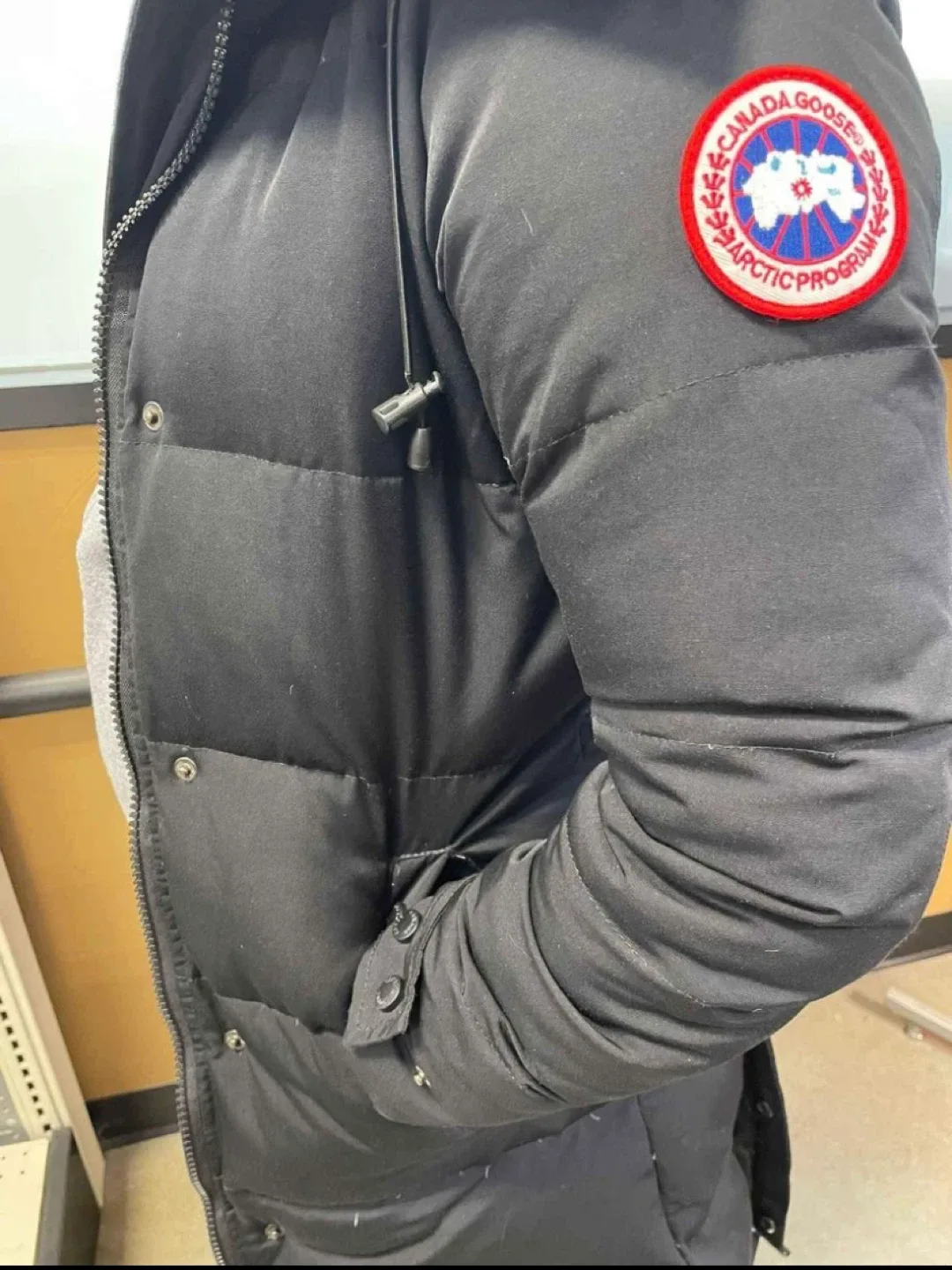 XS women parka image indicator(2)