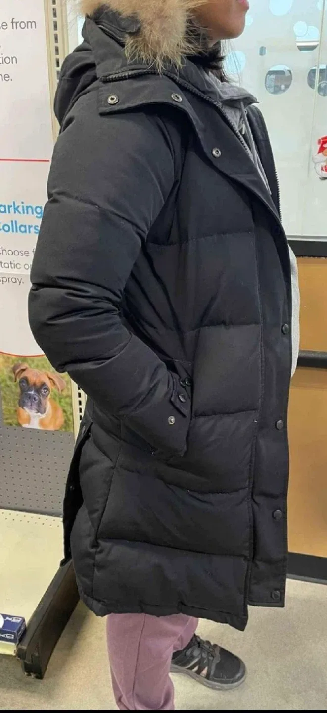 XS women parka image indicator(4)