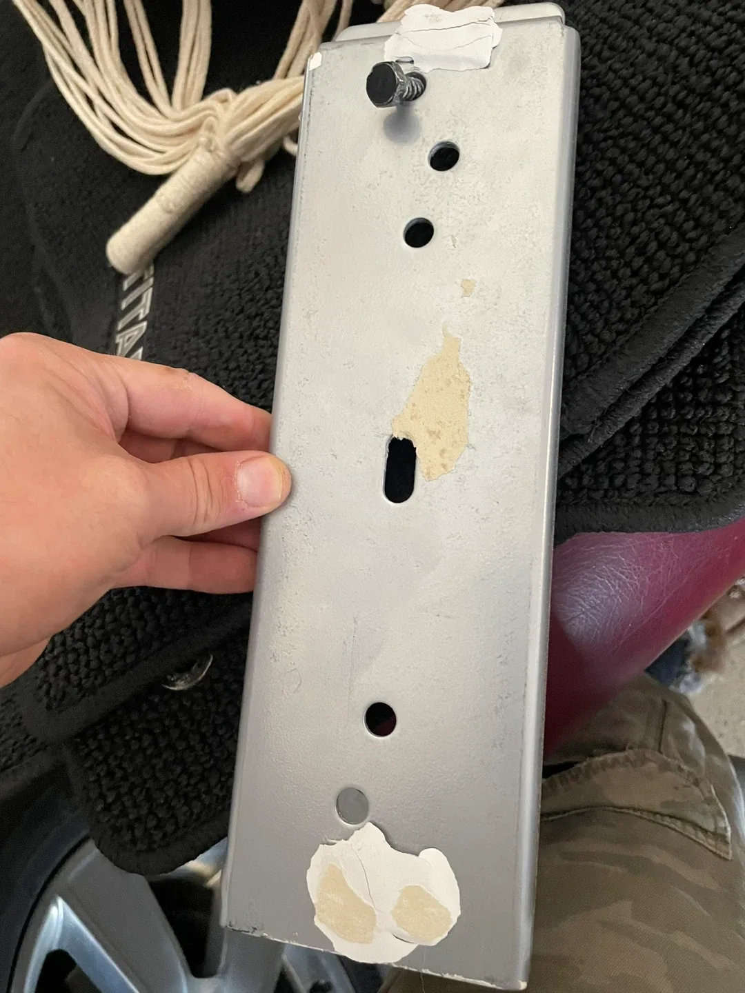 Silver Monitor Wall Mount image indicator(2)