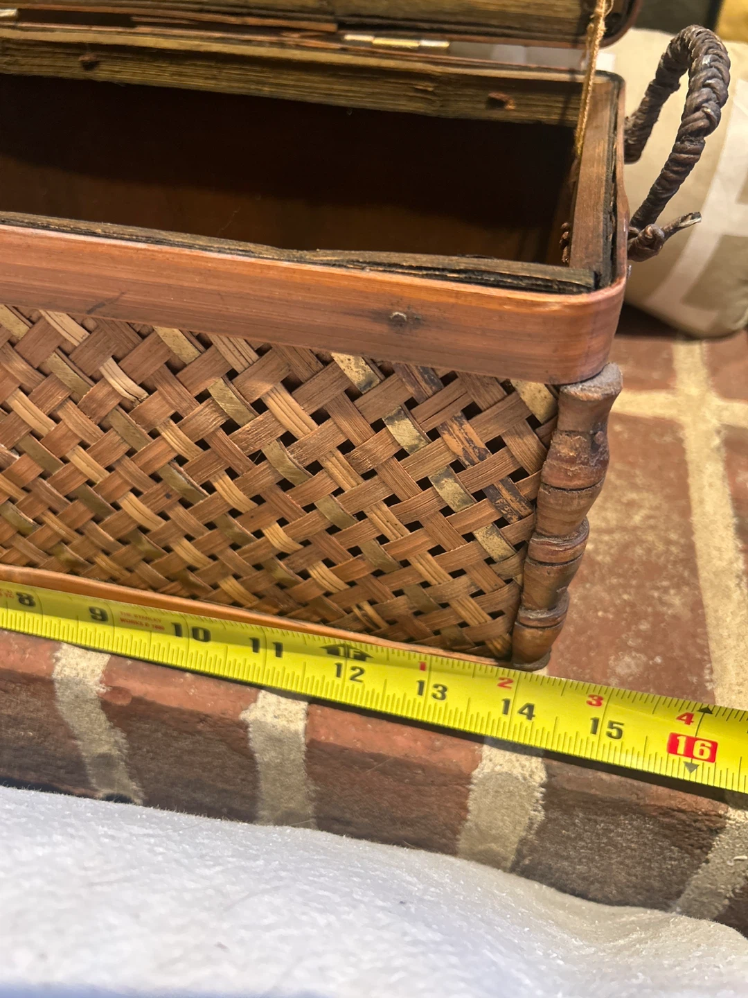 Vintage Woven Ratan Storage Trunk - photo 4