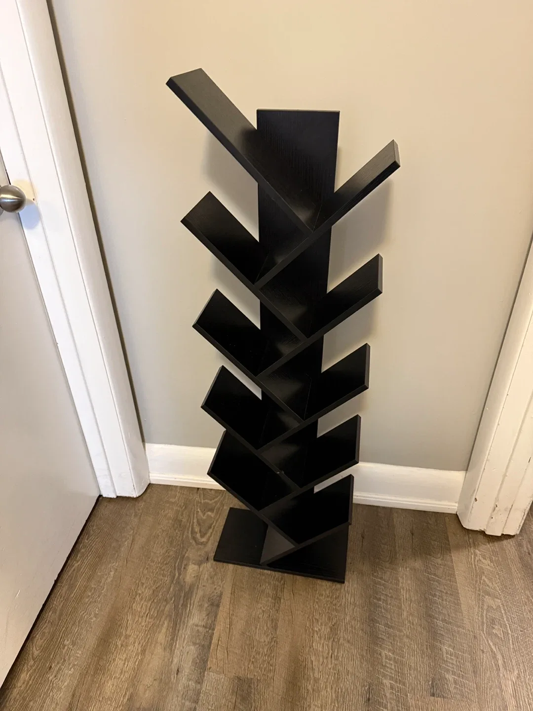 10-Tier Tree Bookshelf - Mysterious Black image indicator(6)