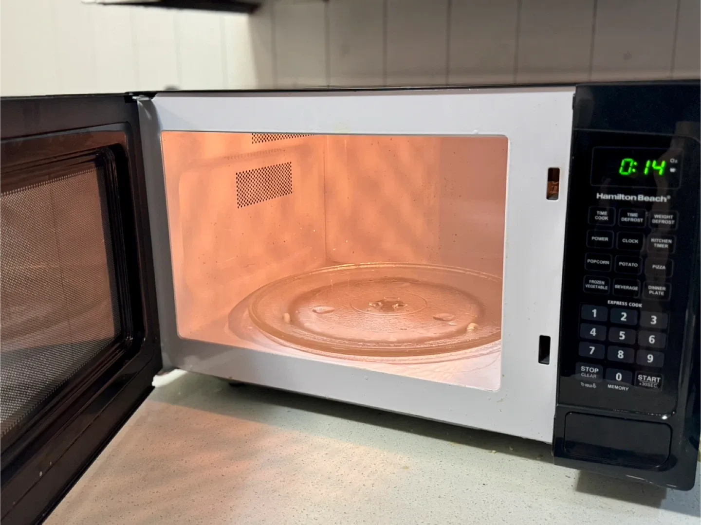 Hamilton Beach Microwave - Black image indicator(9)