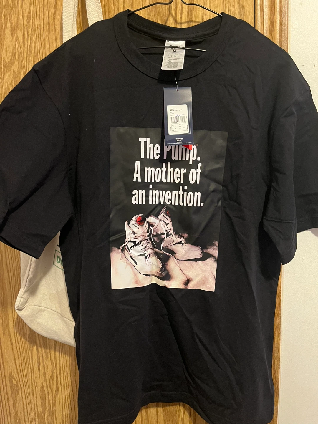 Reebok BB Pump Graphic Tee - Size M