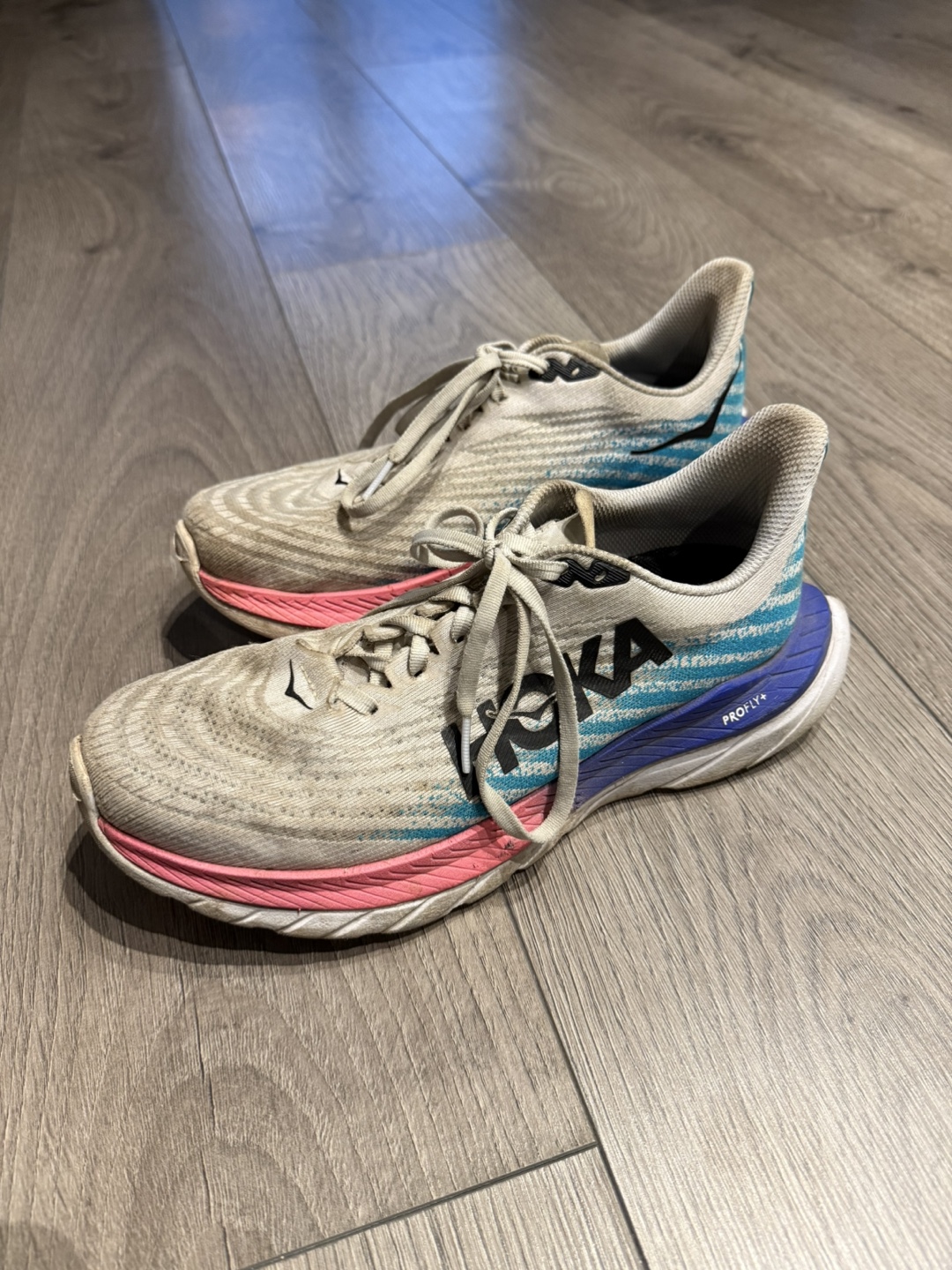 Hoka Mach 5 Running Shoes - 8.5 Women’s
