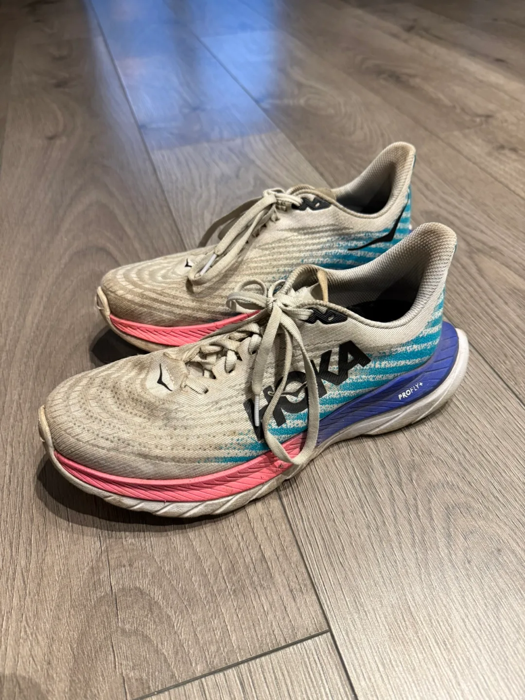 Hoka Mach 5 Running Shoes - 8.5 Women’s