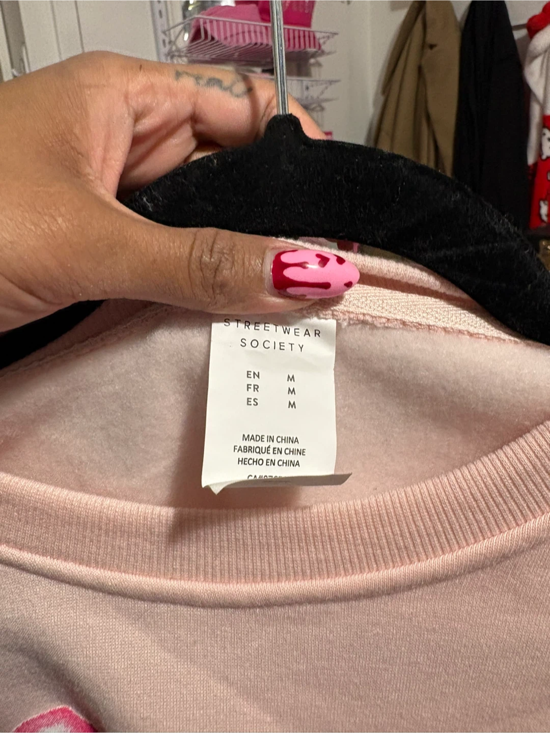BUNDLE 2 for $15 - Size M Sweatshirts - photo 5