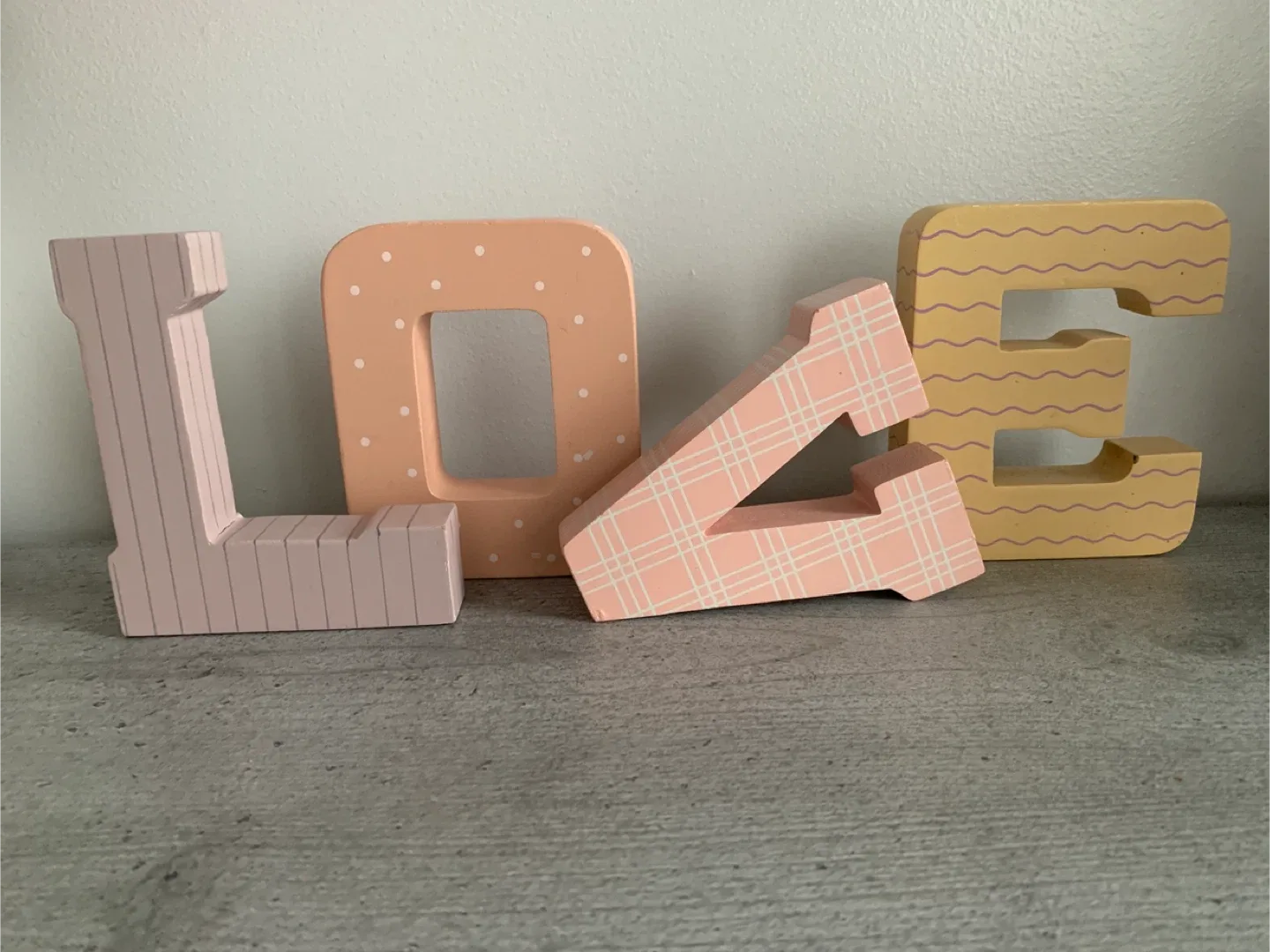 LOVE Wooden Letter Decor image indicator(3)