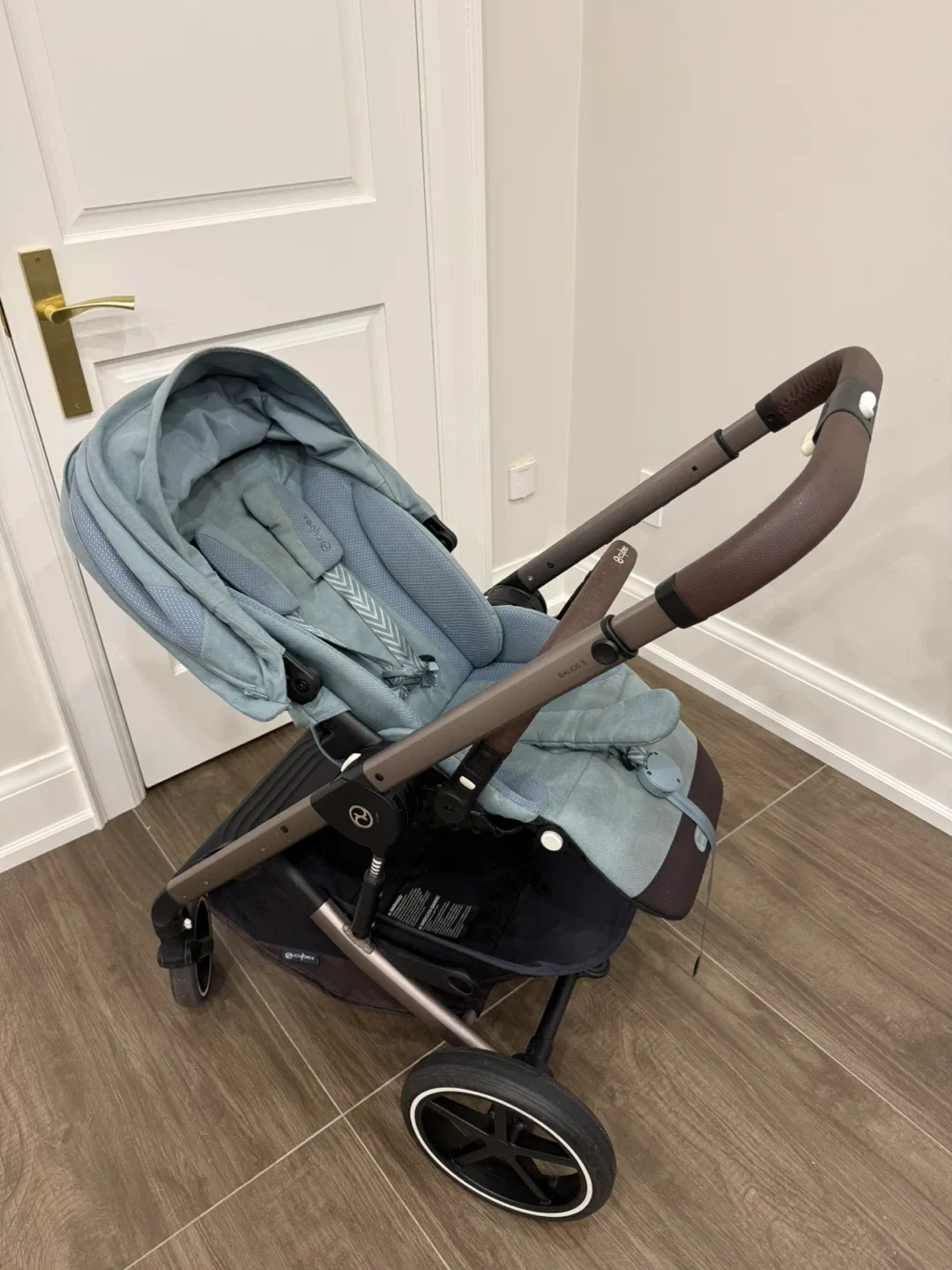 Cybex Balios S Lux Stroller PLUS Cybex Bassinet image indicator(4)