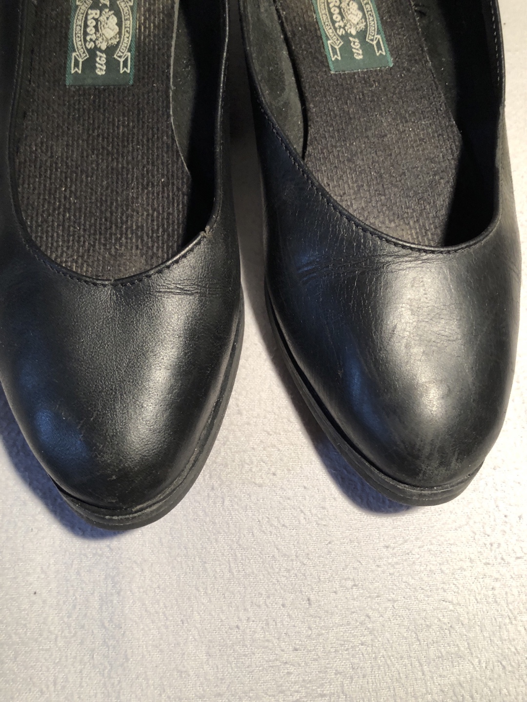Vintage Roots Black Leather Flats - Size 8.5 - photo 2