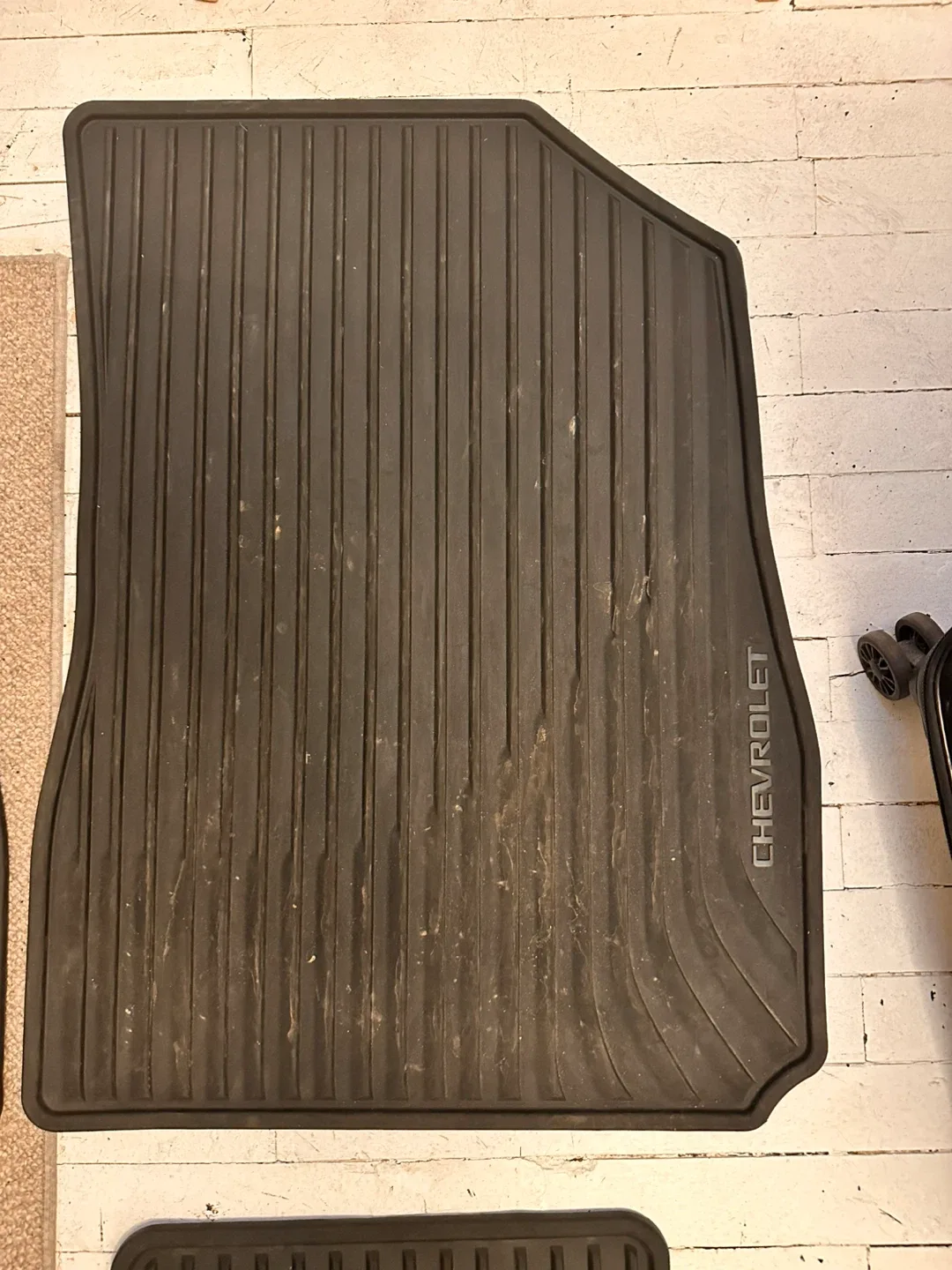 All weather floor mats - Chevrolet Malibu 2022 image indicator(2)