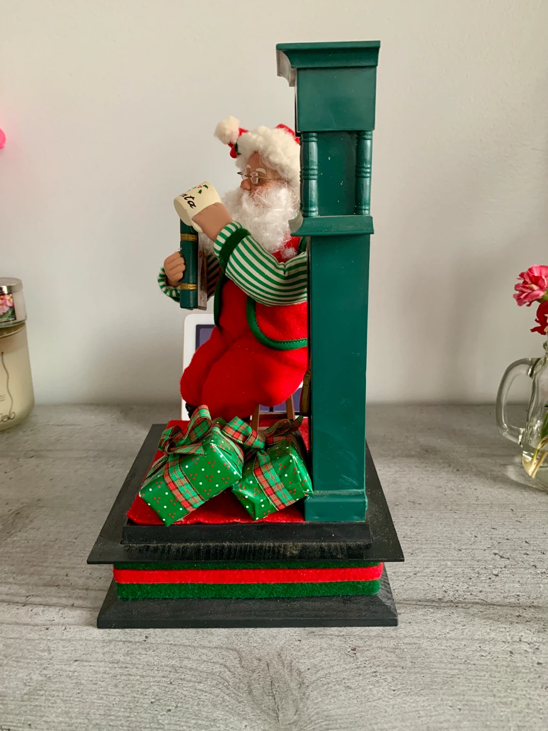 Santa Claus Musical Figurine - photo 2