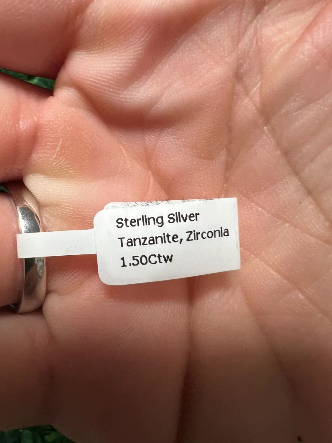 Sterling Silver Tanzanite Zirconia Ring image indicator(4)