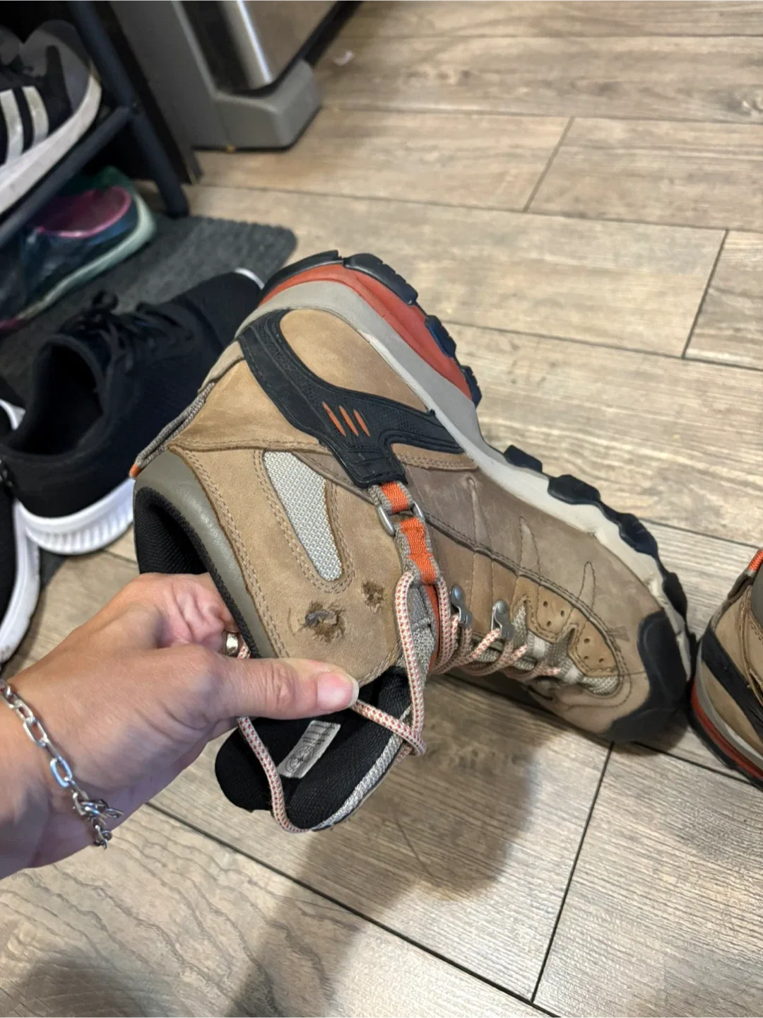 Winter Boots image indicator(4)