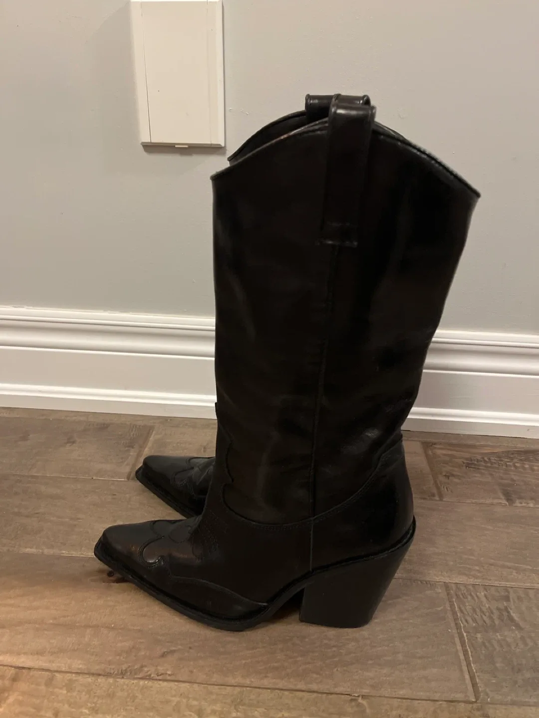Black Cowboy Boots, Size 8 image indicator(2)