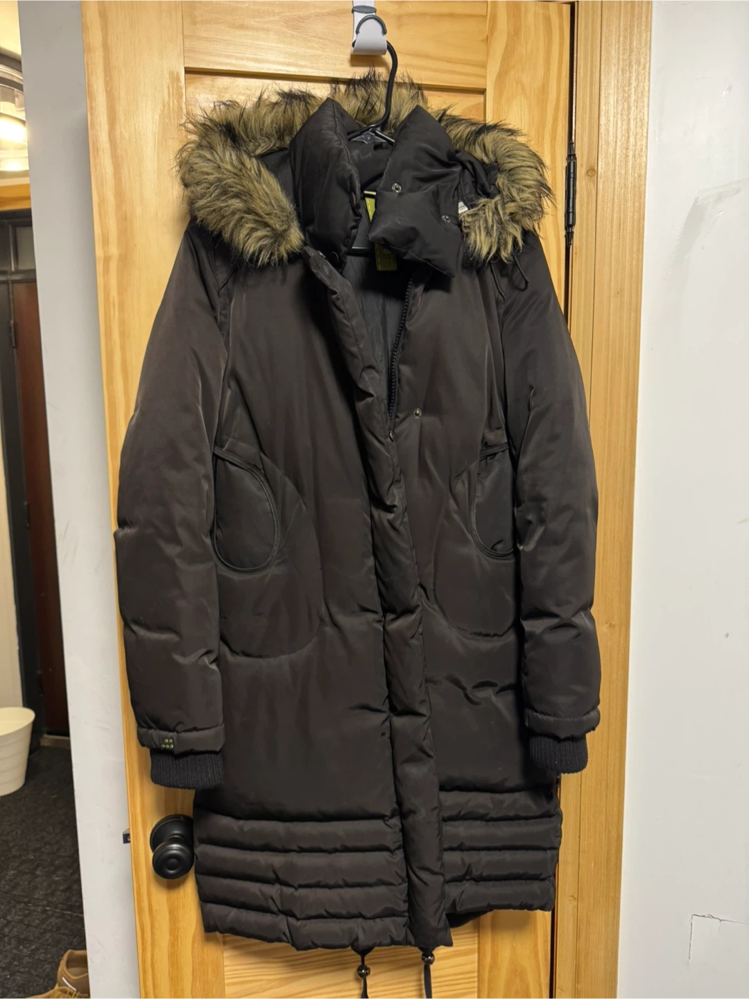 Soia & Kyo Black Winter Coat - Size M - photo 2