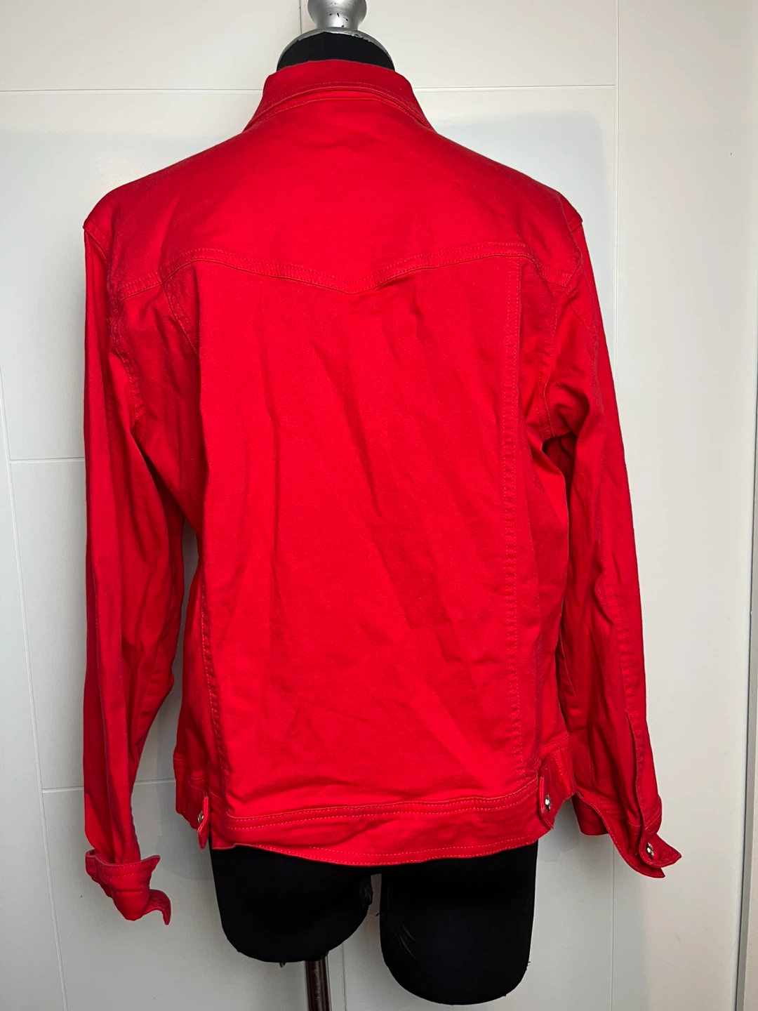 Tea Design Red Denim Jacket - Size Medium - photo 3